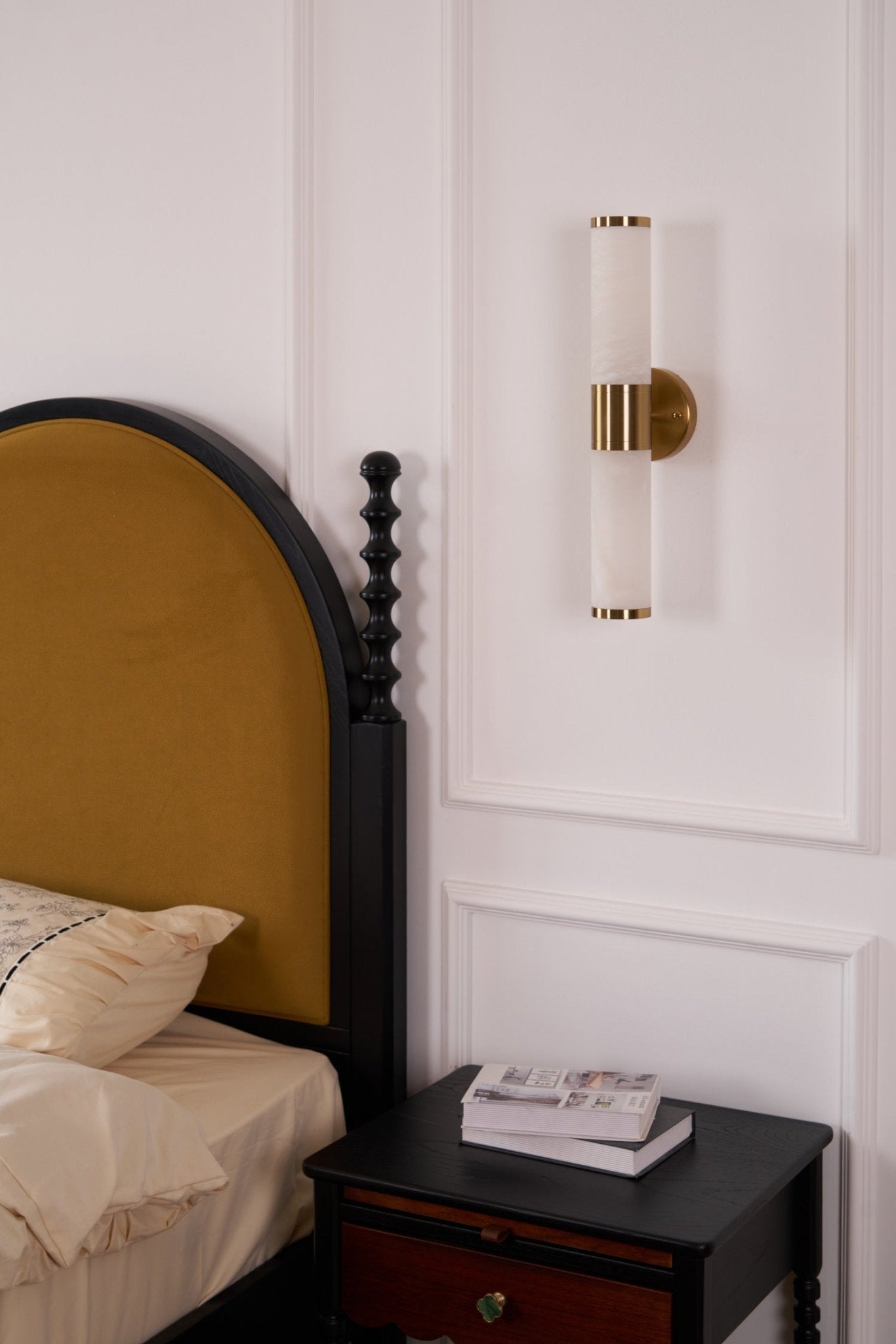 Kaia Minimalist Alabaster Wall Lamp - Letslighting