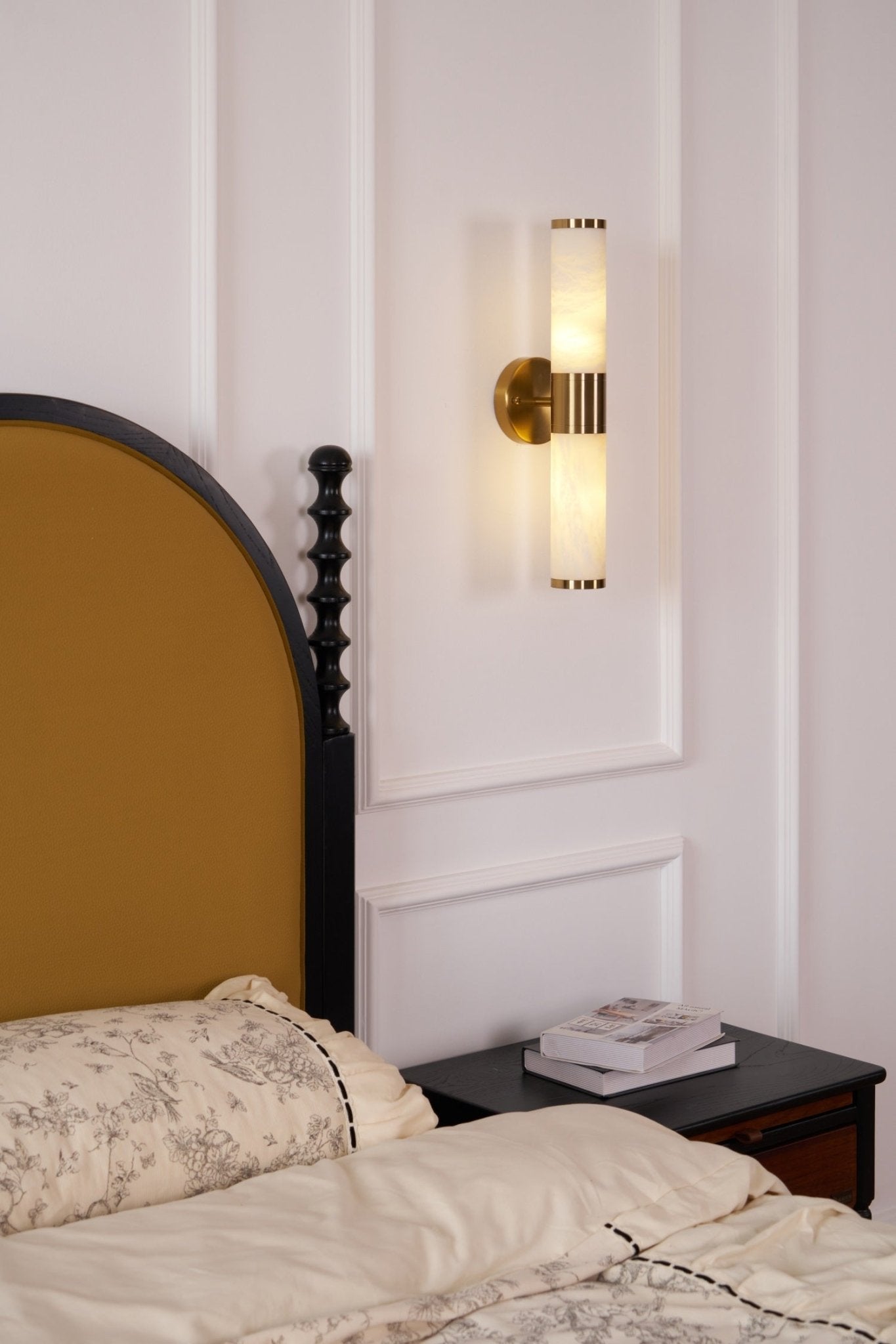 Kaia Minimalist Alabaster Wall Lamp - Letslighting