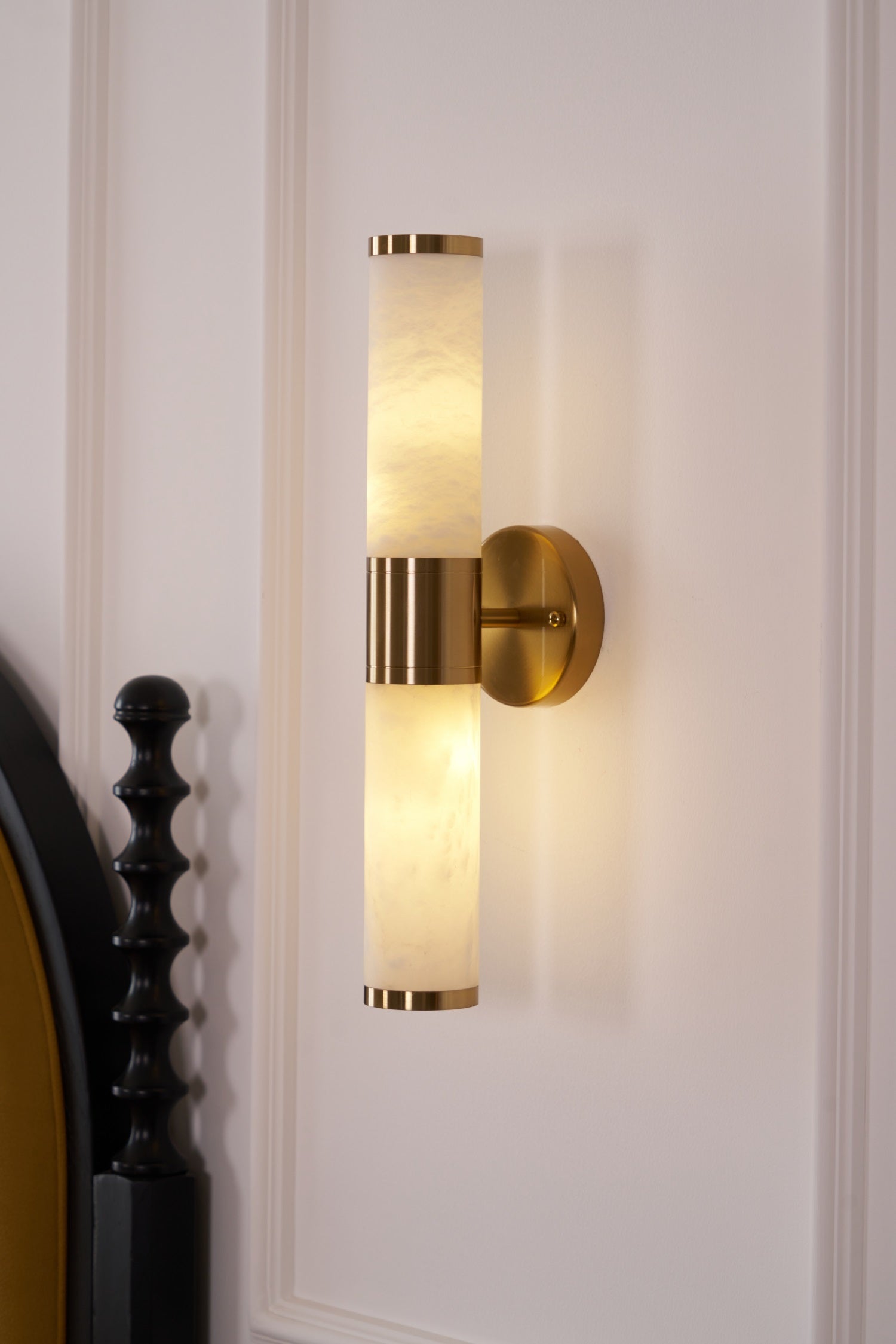 Kaia Minimalist Alabaster Wall Lamp - Letslighting