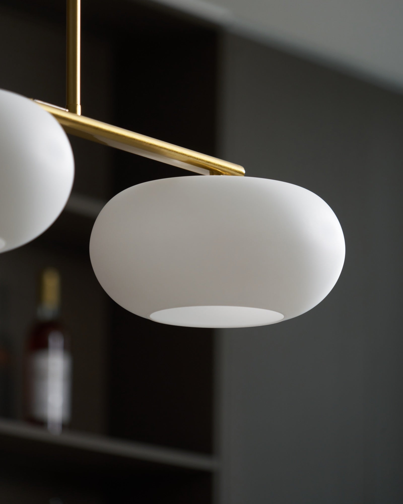 Lustra Pendant Lamp 3-Light Globe Shaped Linear - Letslighting