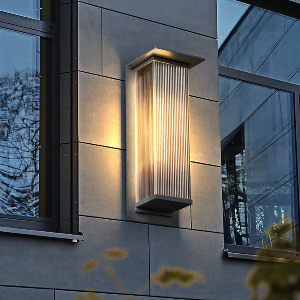 Ray Modern Rectangular Metal Outdoor Wall Lamp
