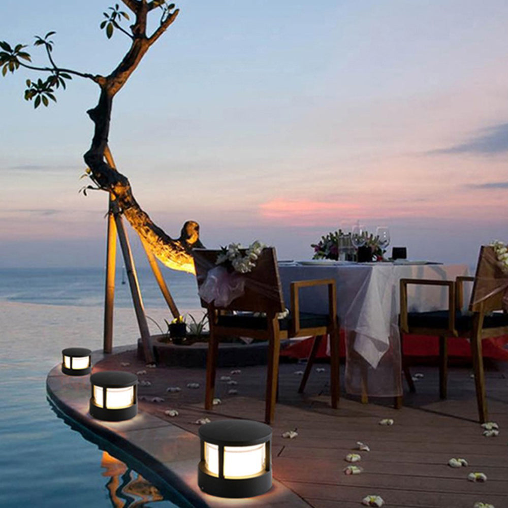 Ray Modern Metal Cylindrical Outdoor Bollard Light