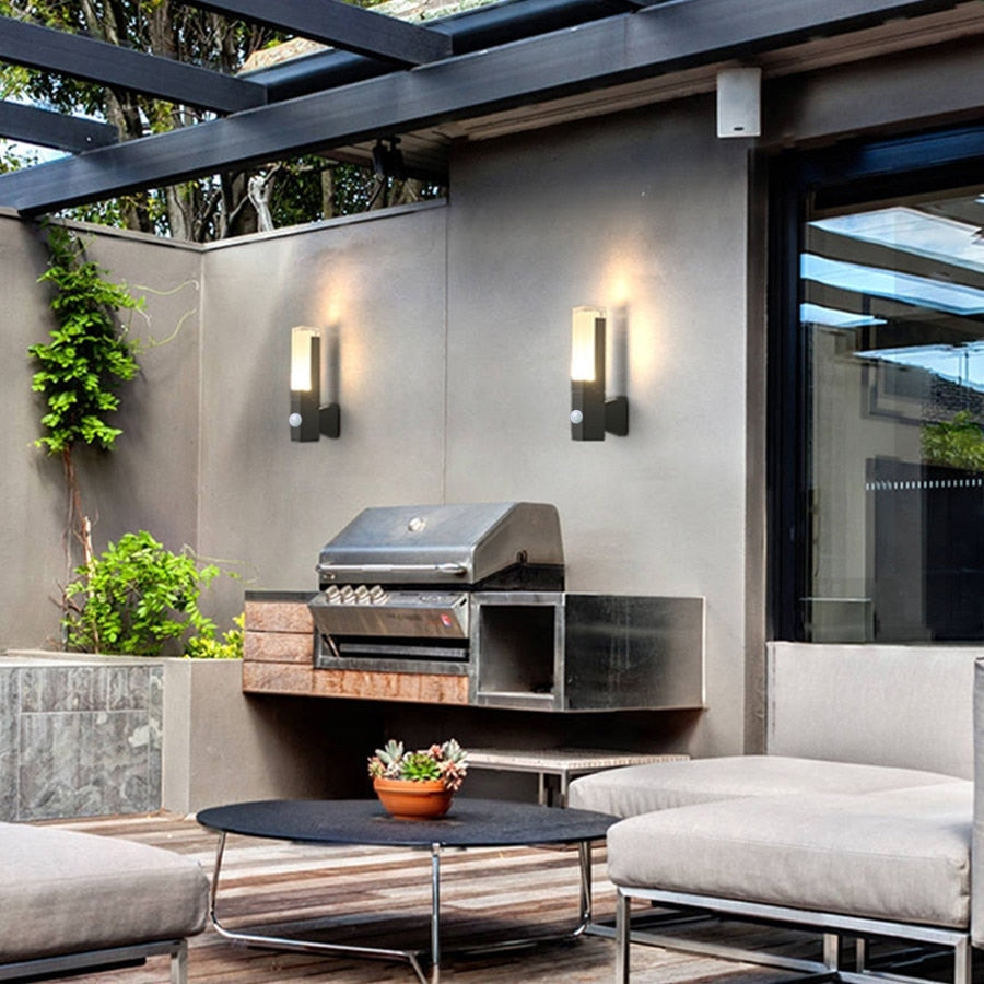 Ray Modern Rectangular Metal Outdoor Wall Lamp - Letslighting