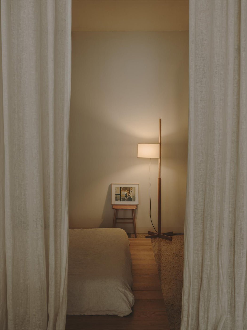 Torna Wood Fabric Floor Lamp - Letslighting