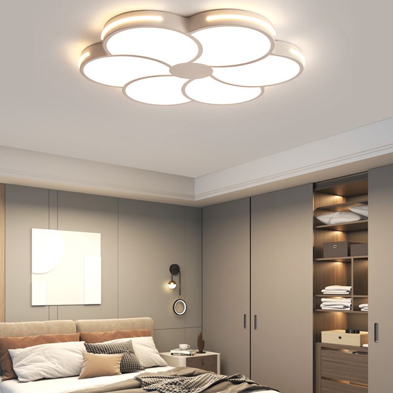 Arisha Modern Flower Metal Acrylic Flush Mount Ceiling Light