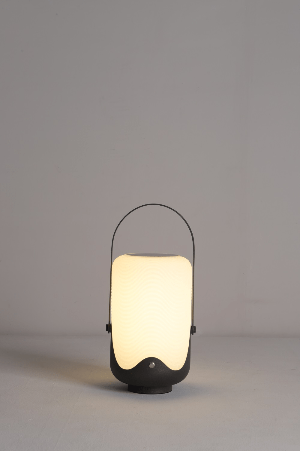 Tyler Minimalist PE Outdoor Light - Letslighting