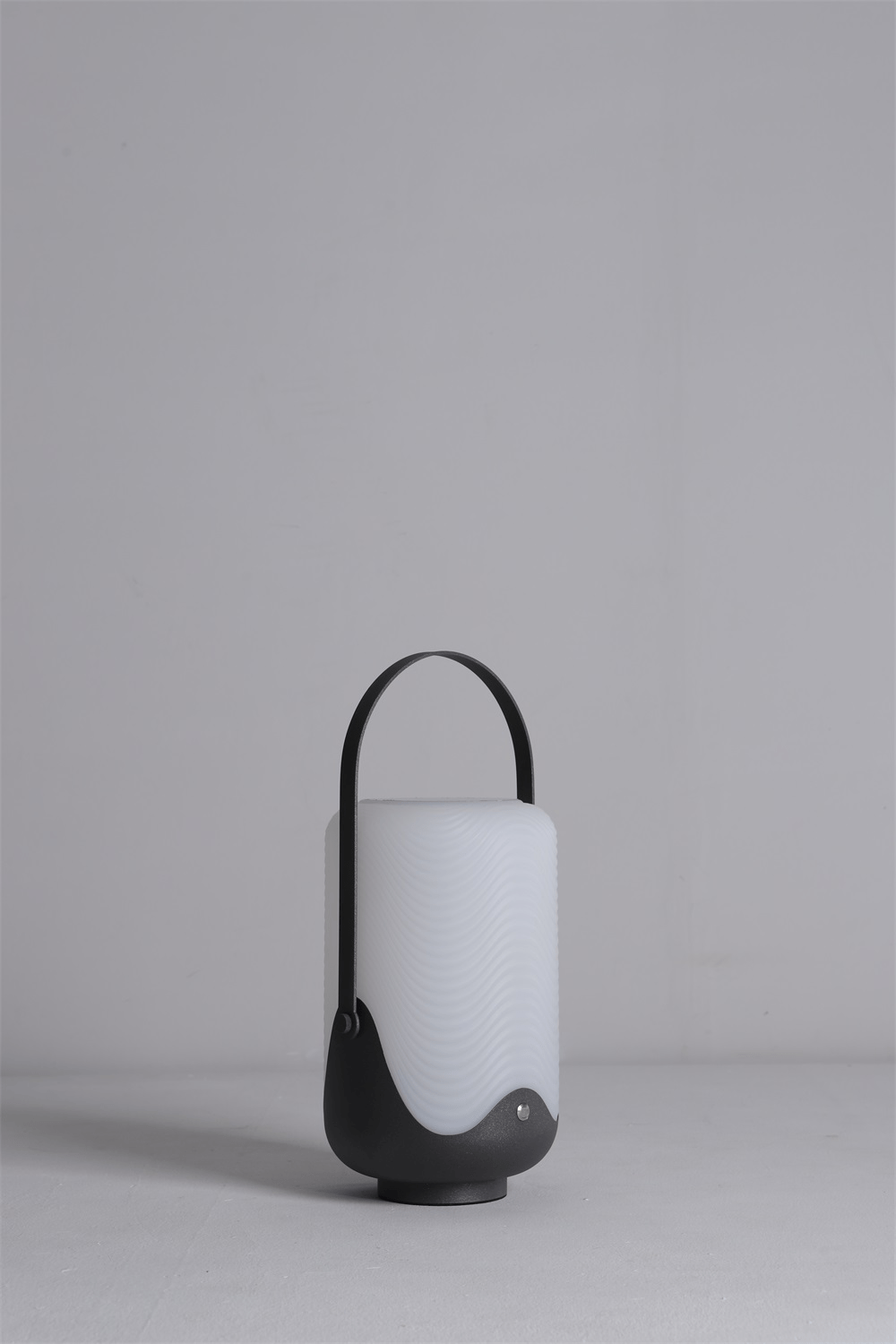 Tyler Minimalist PE Outdoor Light - Letslighting