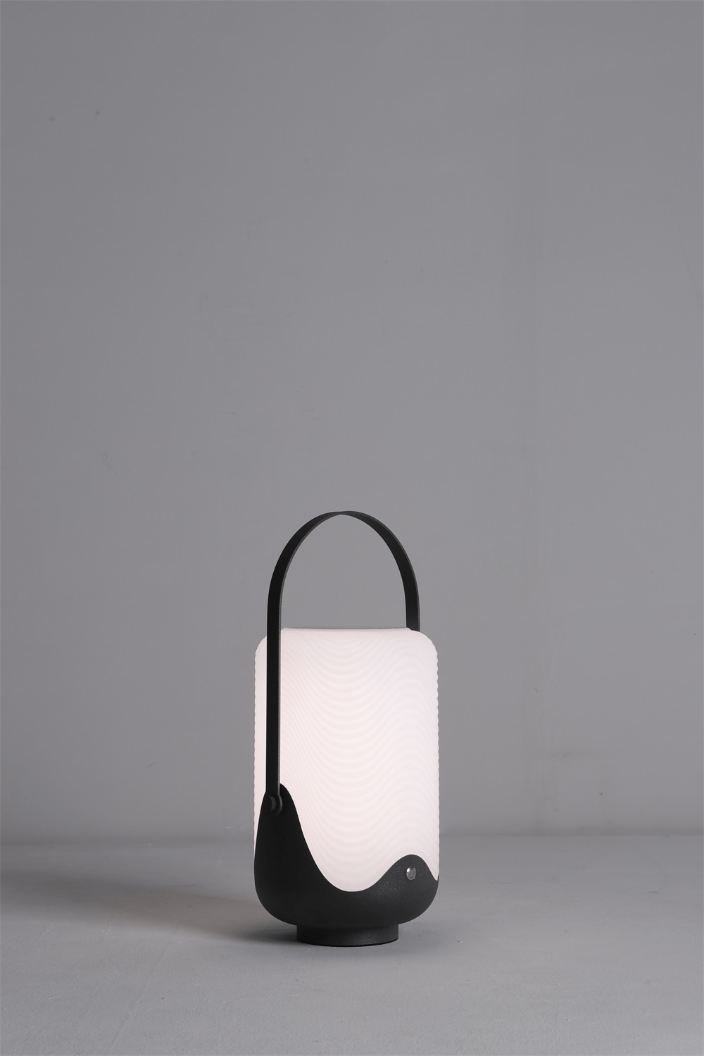 Tyler Minimalist PE Outdoor Light - Letslighting