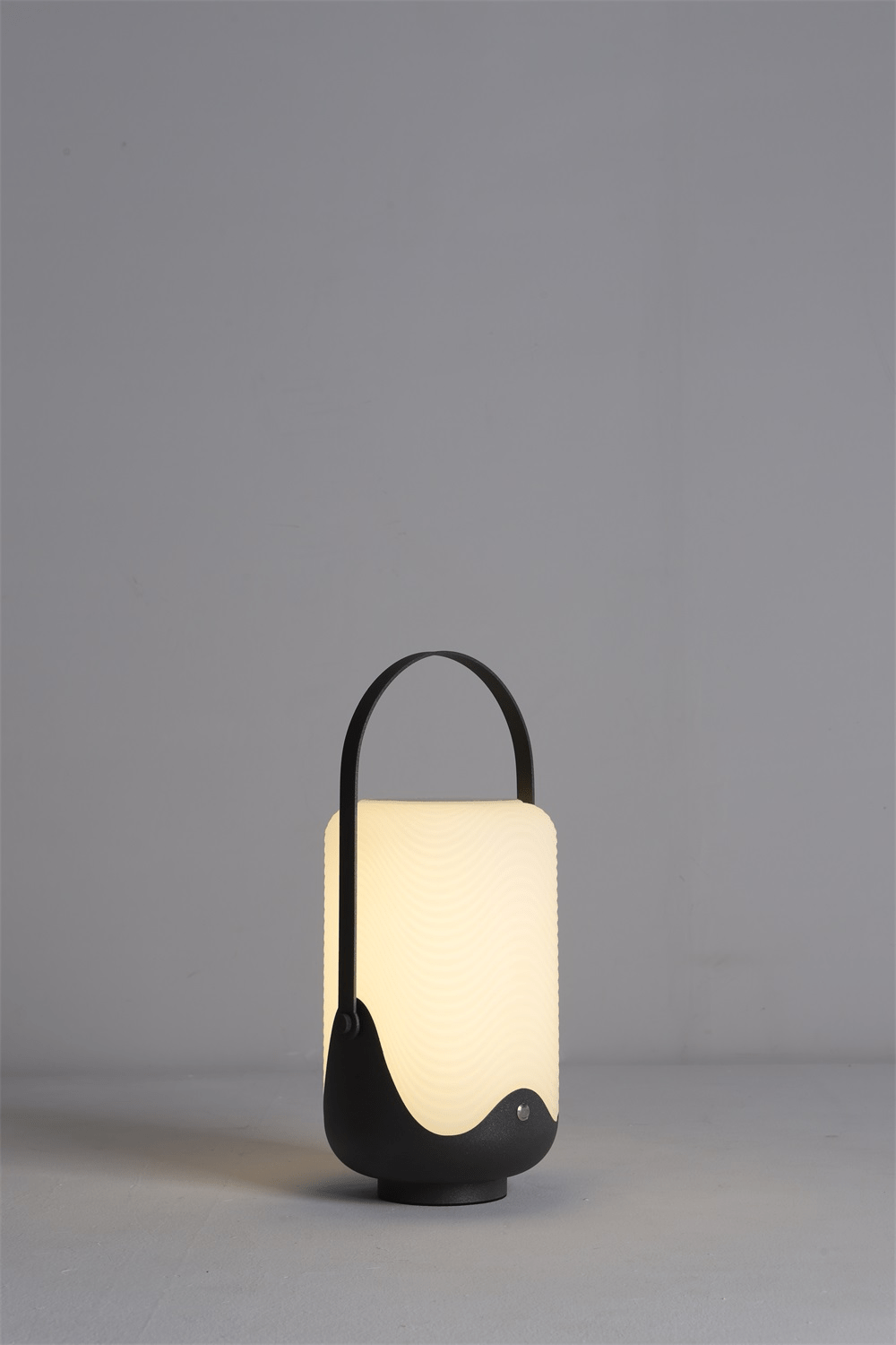 Tyler Minimalist PE Outdoor Light - Letslighting