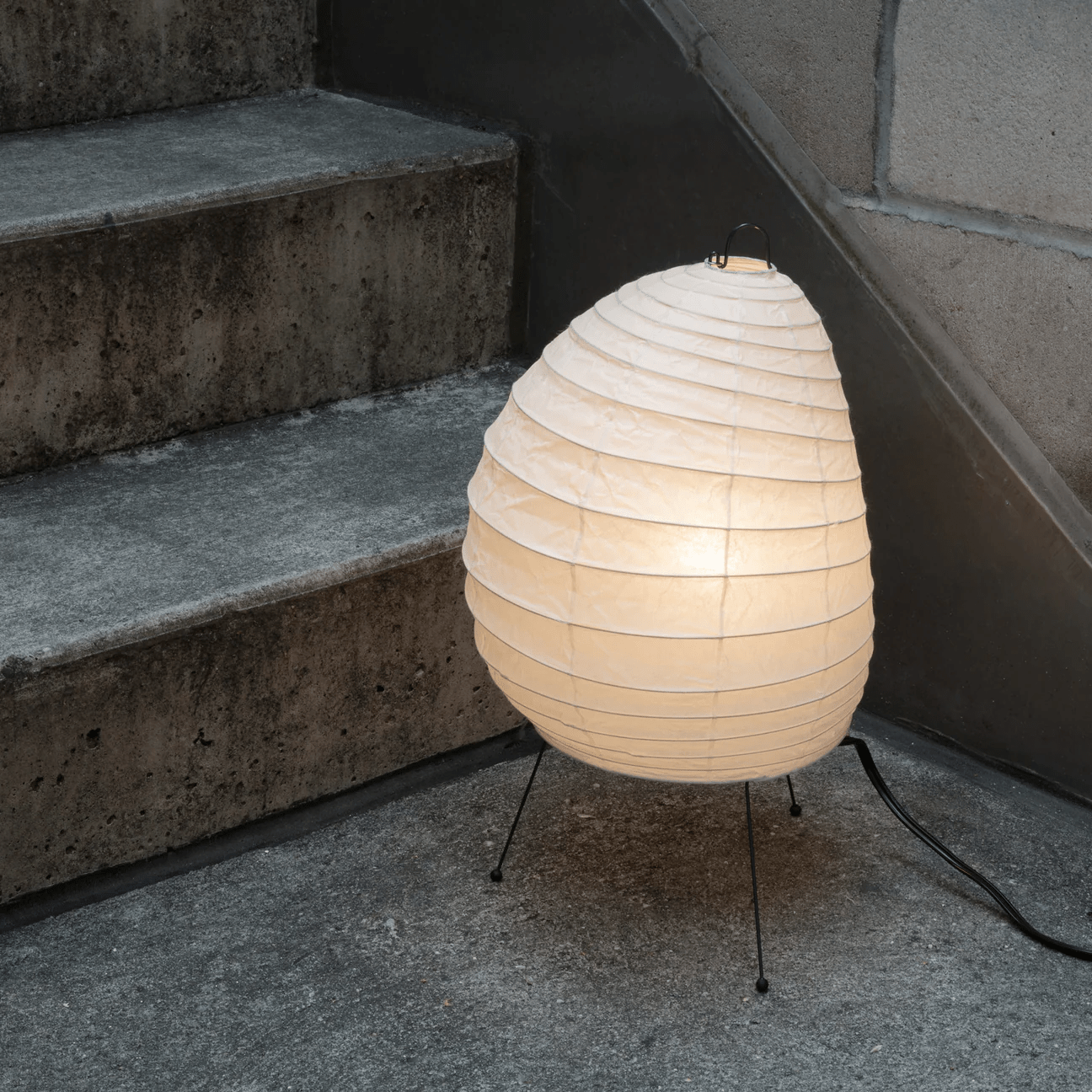 Fletcher Modern Rice Paper Table Lamp - Letslighting