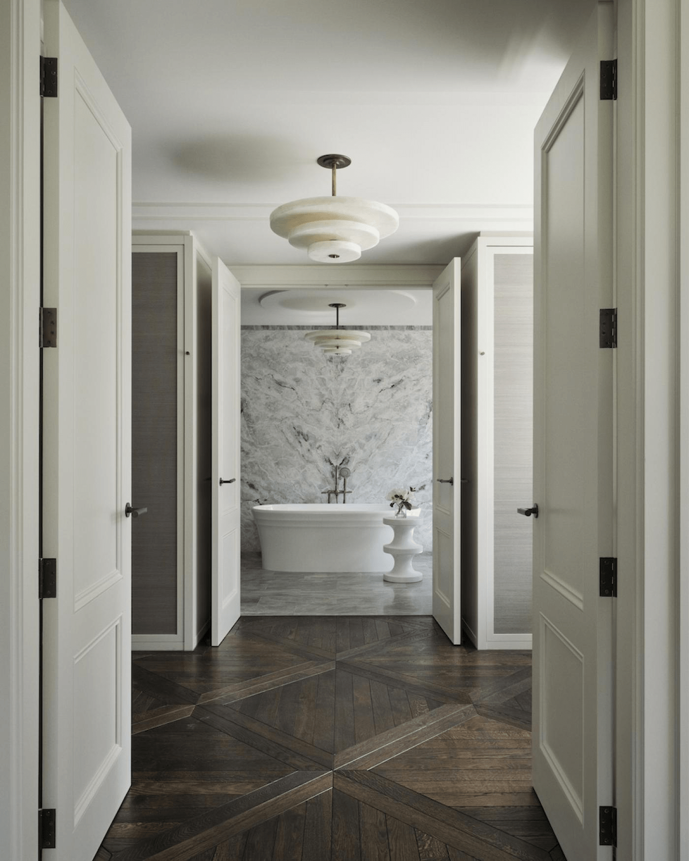 Liora Minimalist Alabaster Pendant Light Chandelier