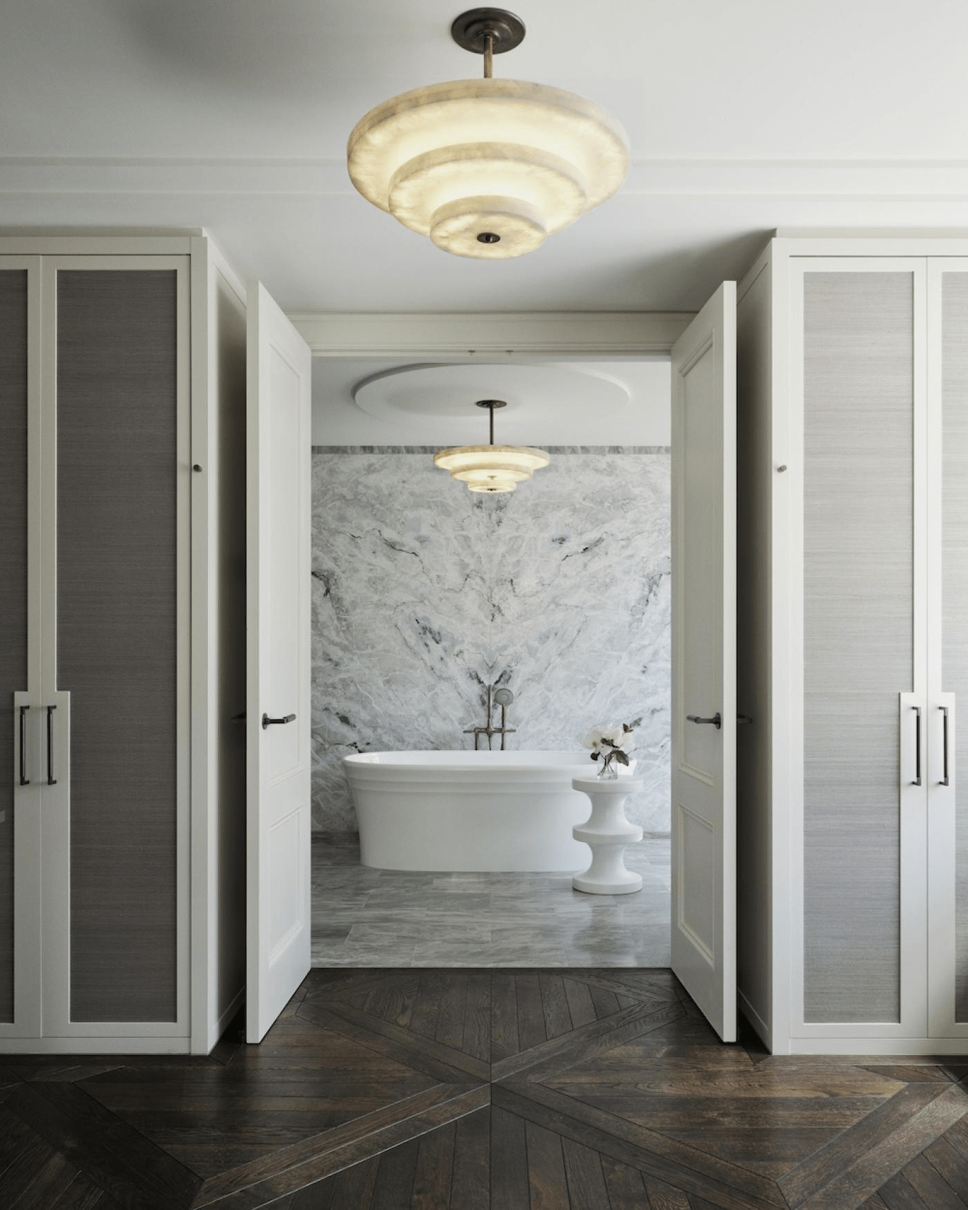 Liora Minimalist Alabaster Pendant Light Chandelier
