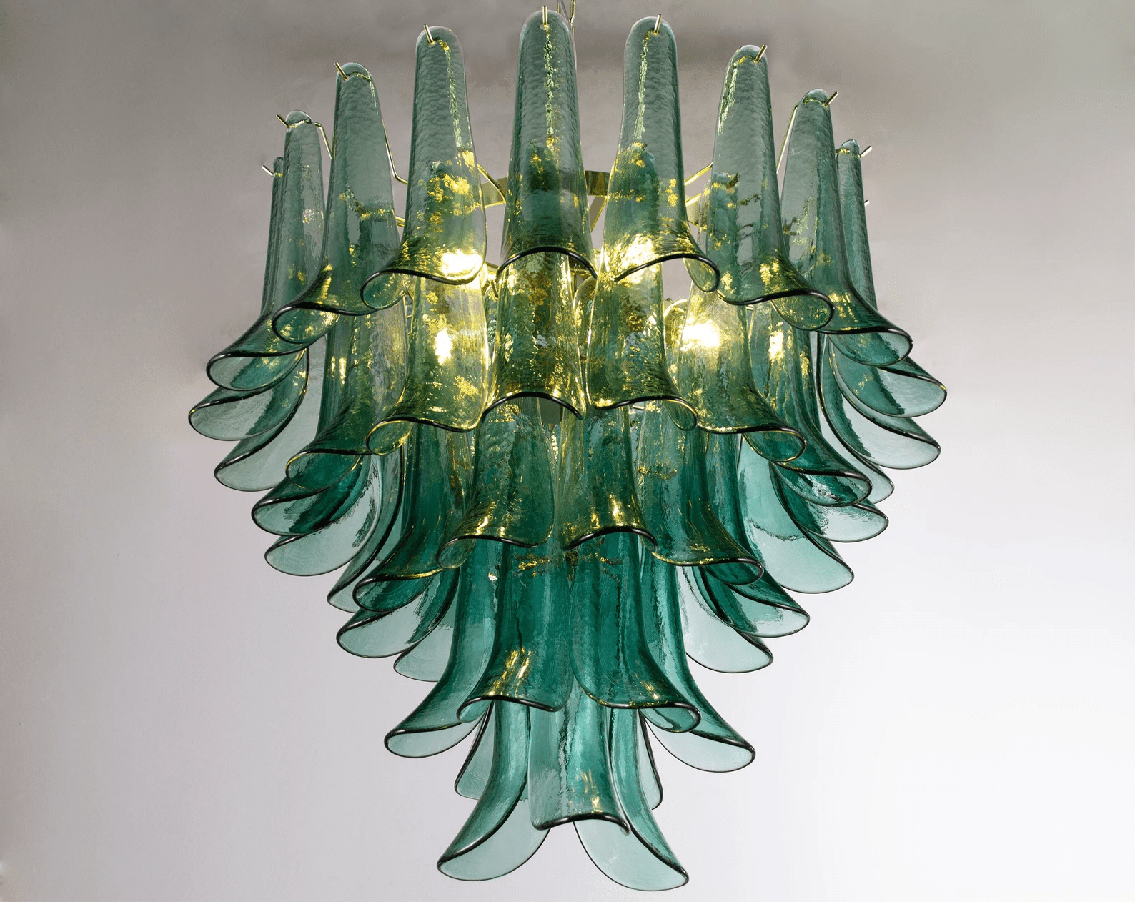 Petali Chandelier - Letslighting