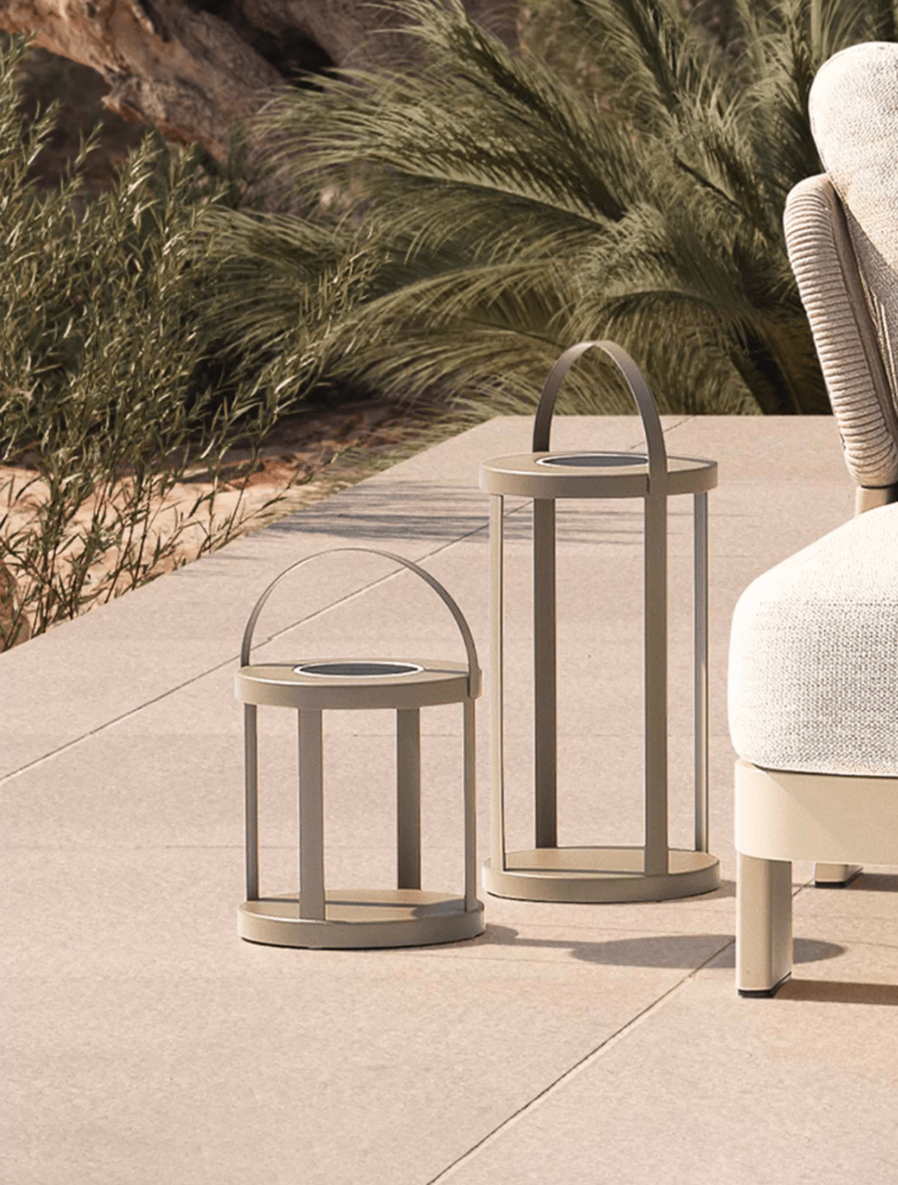 Nuvoro Lantern Outdoor Light - Letslighting