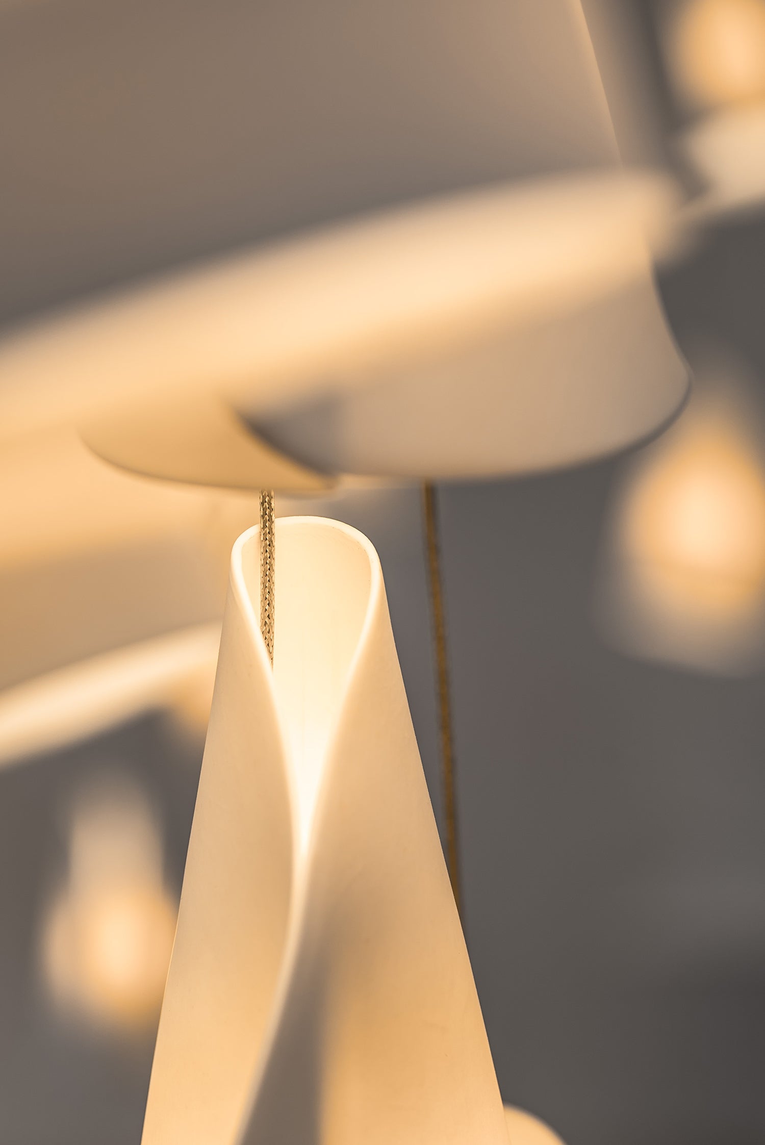 Ulfuvye Porcelain Ceramics Pendant Light - Letslighting