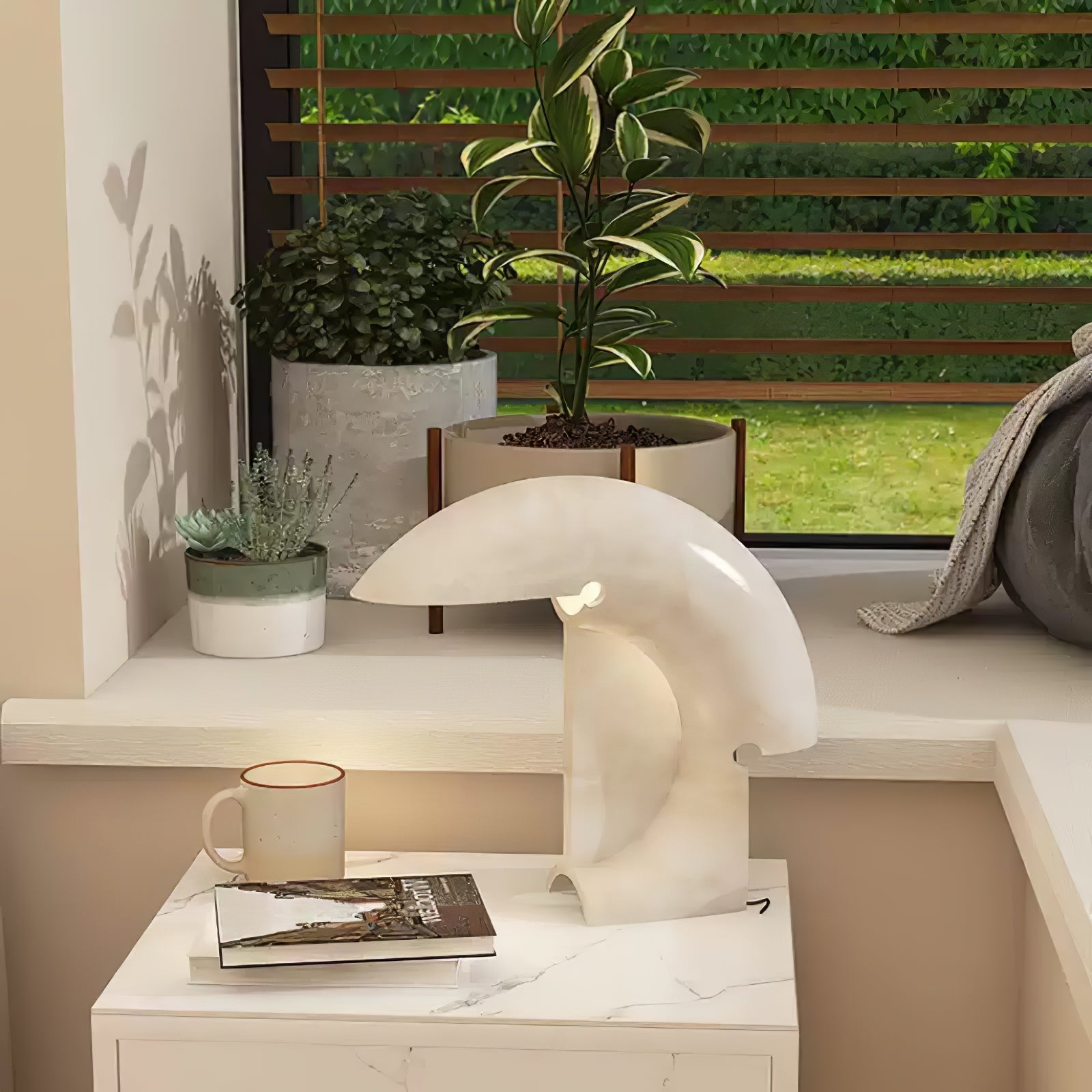 Emmy Modern Marble Table Lamp - Letslighting