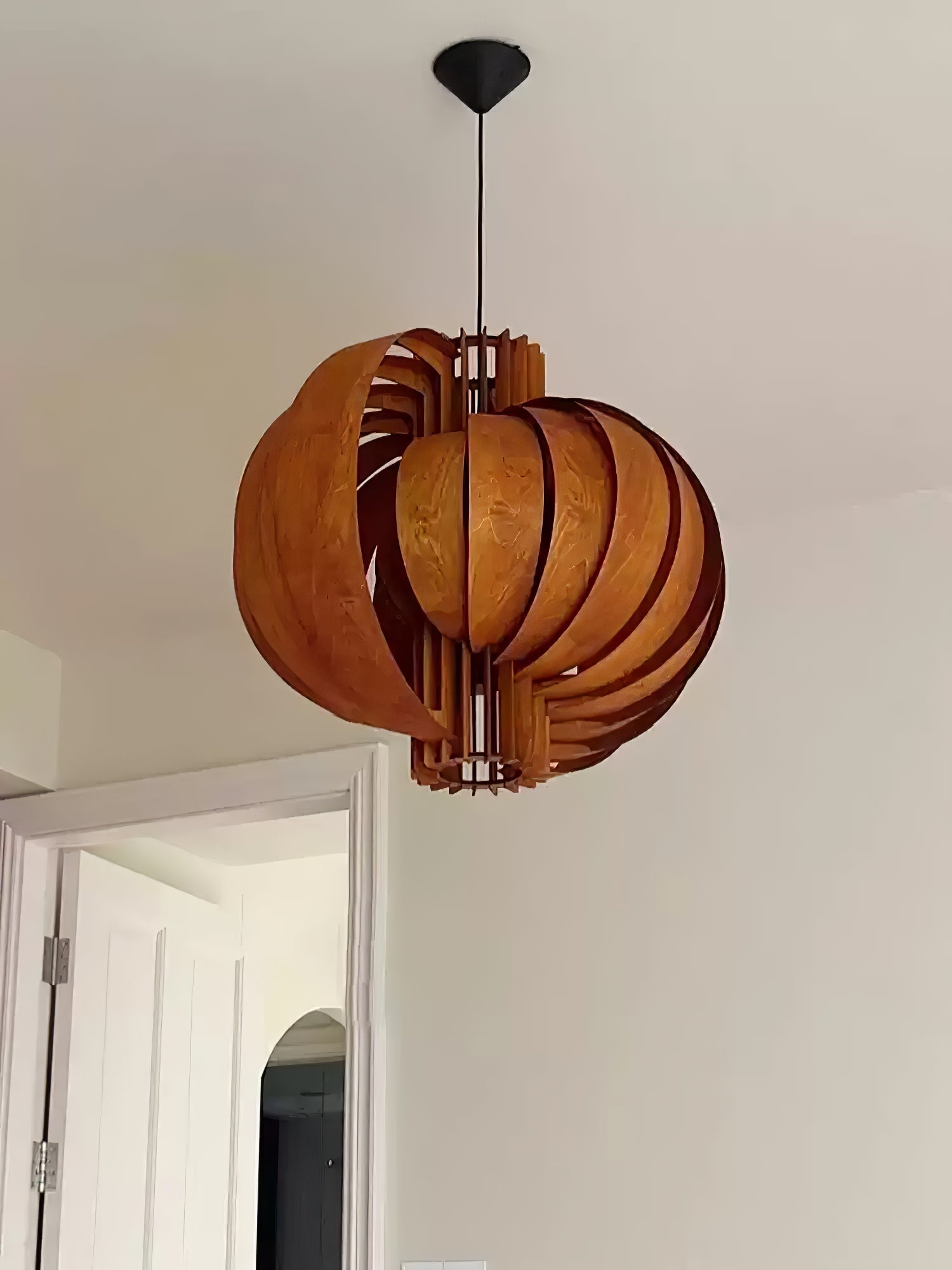 Ivraeus Premium Elegance Ring Wood Pendant Light - Letslighting