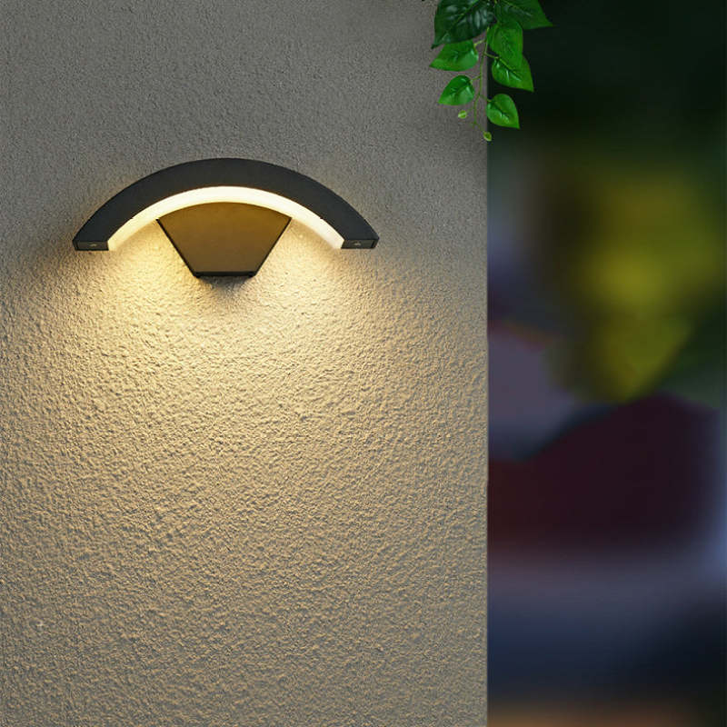Ray Nordic Arc LED Outdoor Wall Lamp - Letslighting