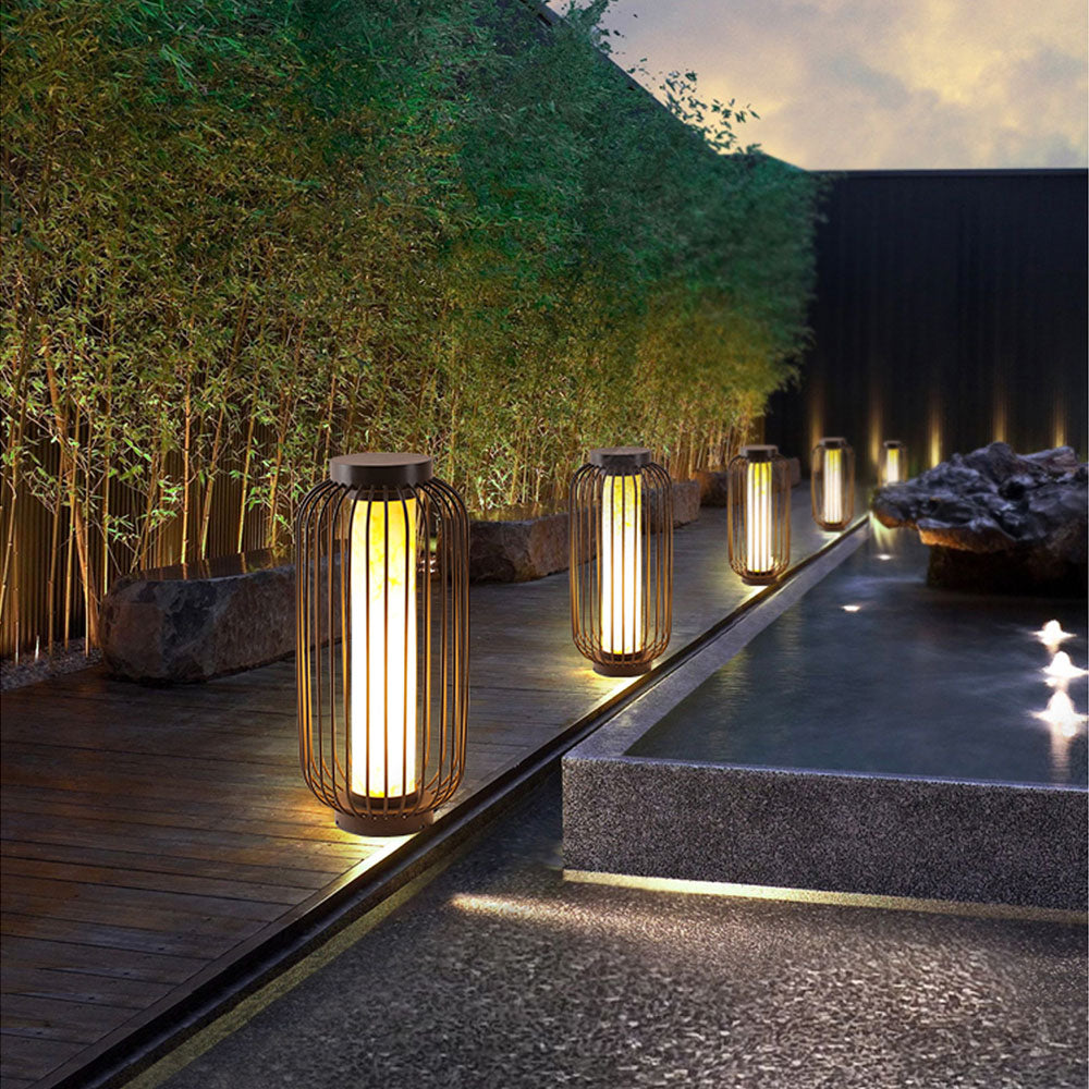 Ray Lantern Solar Rechargeable Outdoor Floor Lamp