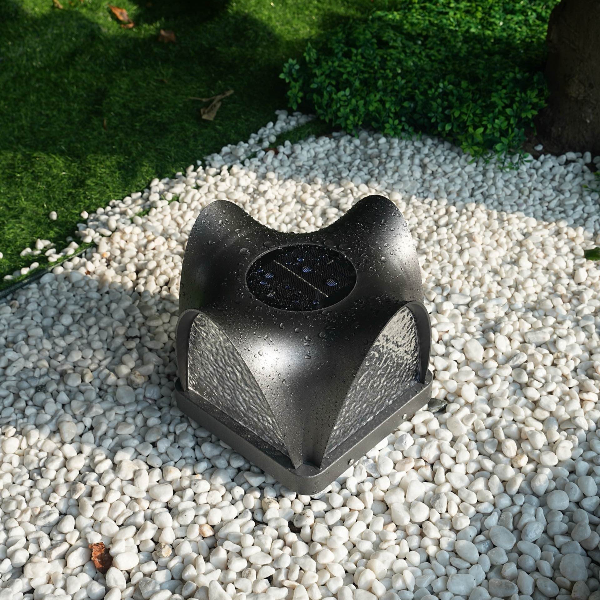 Veyra Modern Solar Outdoor Light - Letslighting