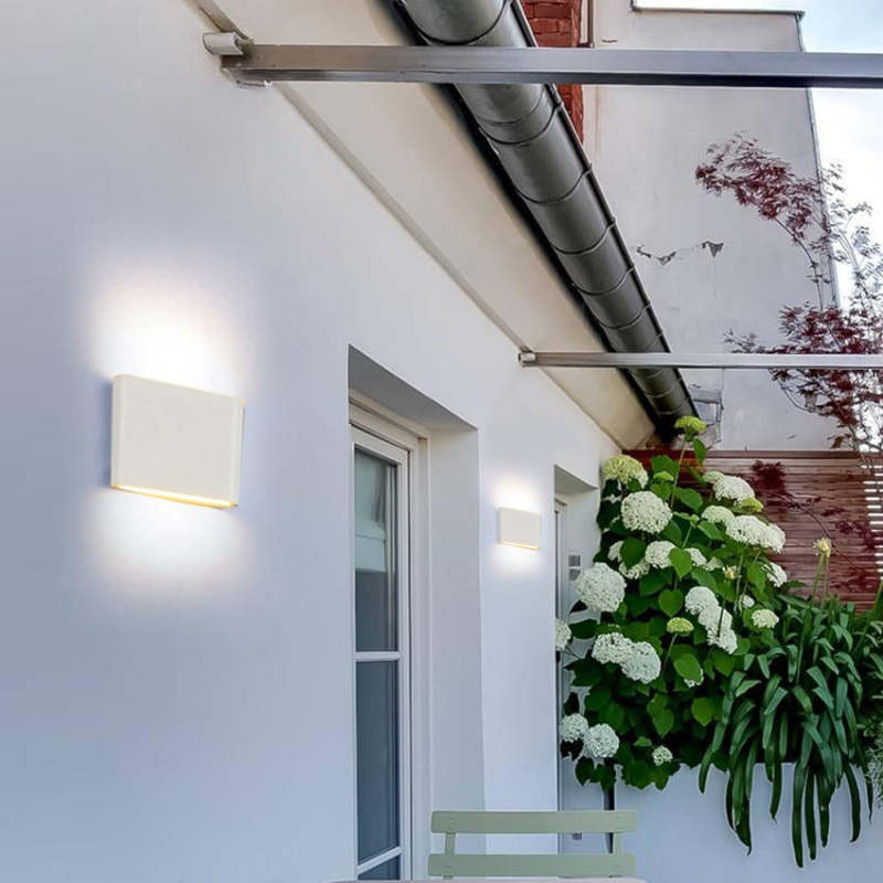Ray Modern Rectagulart Metal Outdoor Wall Lamp