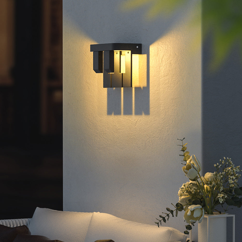 Ray Modern Minimallist Solar Outdoor Garden Yard Wall Lamp - Letslighting