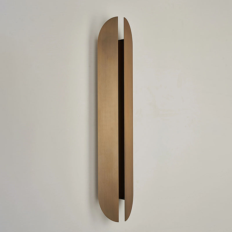 Luste Vertical Brass Wall Lamp - Letslighting
