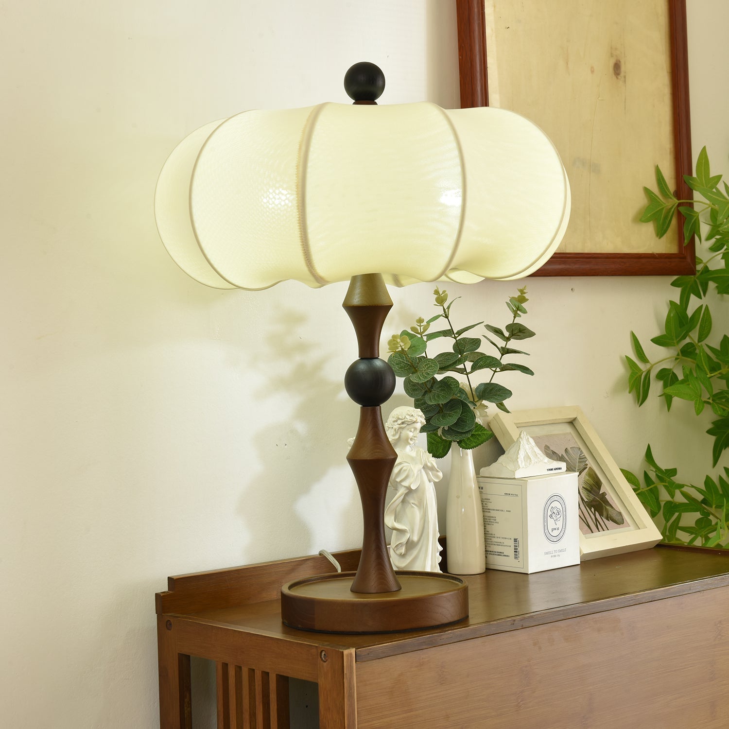 Lumae Wood & Fabric Retro Table Lamp - Letslighting
