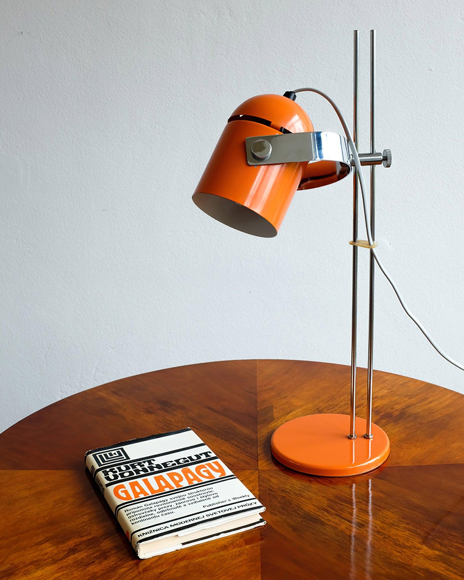 Pavo Industrial Retro Table Lamp - Letslighting
