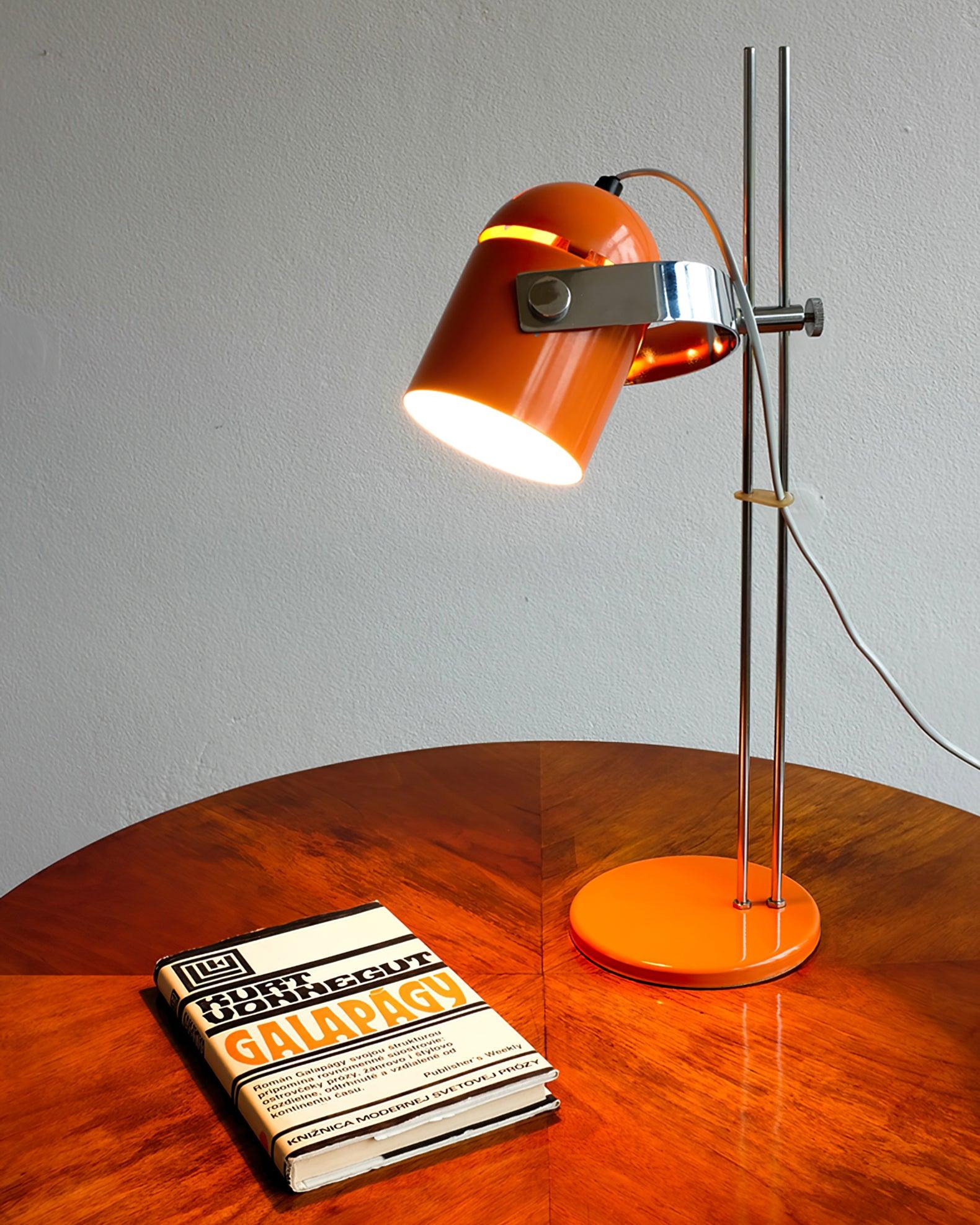Pavo Industrial Retro Table Lamp - Letslighting