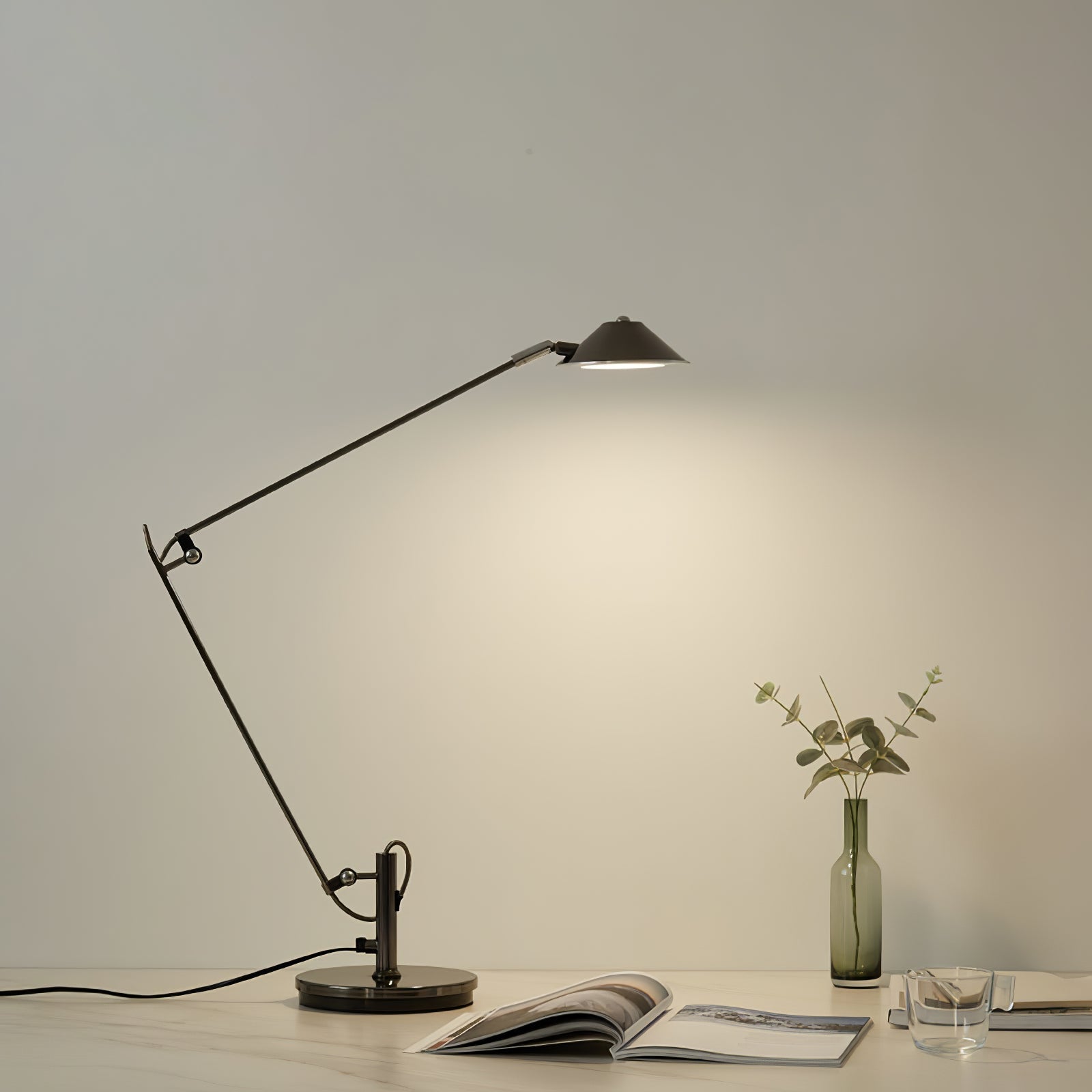 Arcusce Minimalistic Office Task Lamp - Letslighting