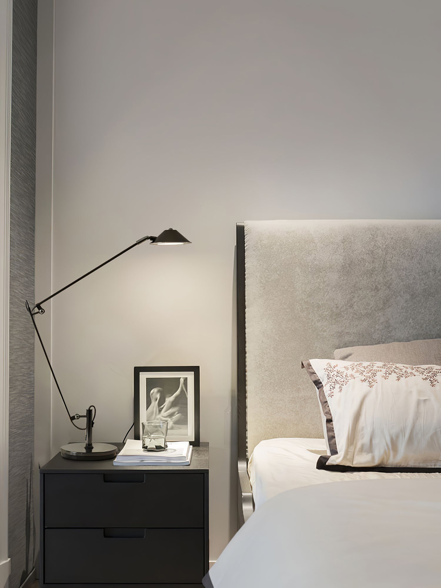 Arcusce Minimalistic Office Task Lamp - Letslighting