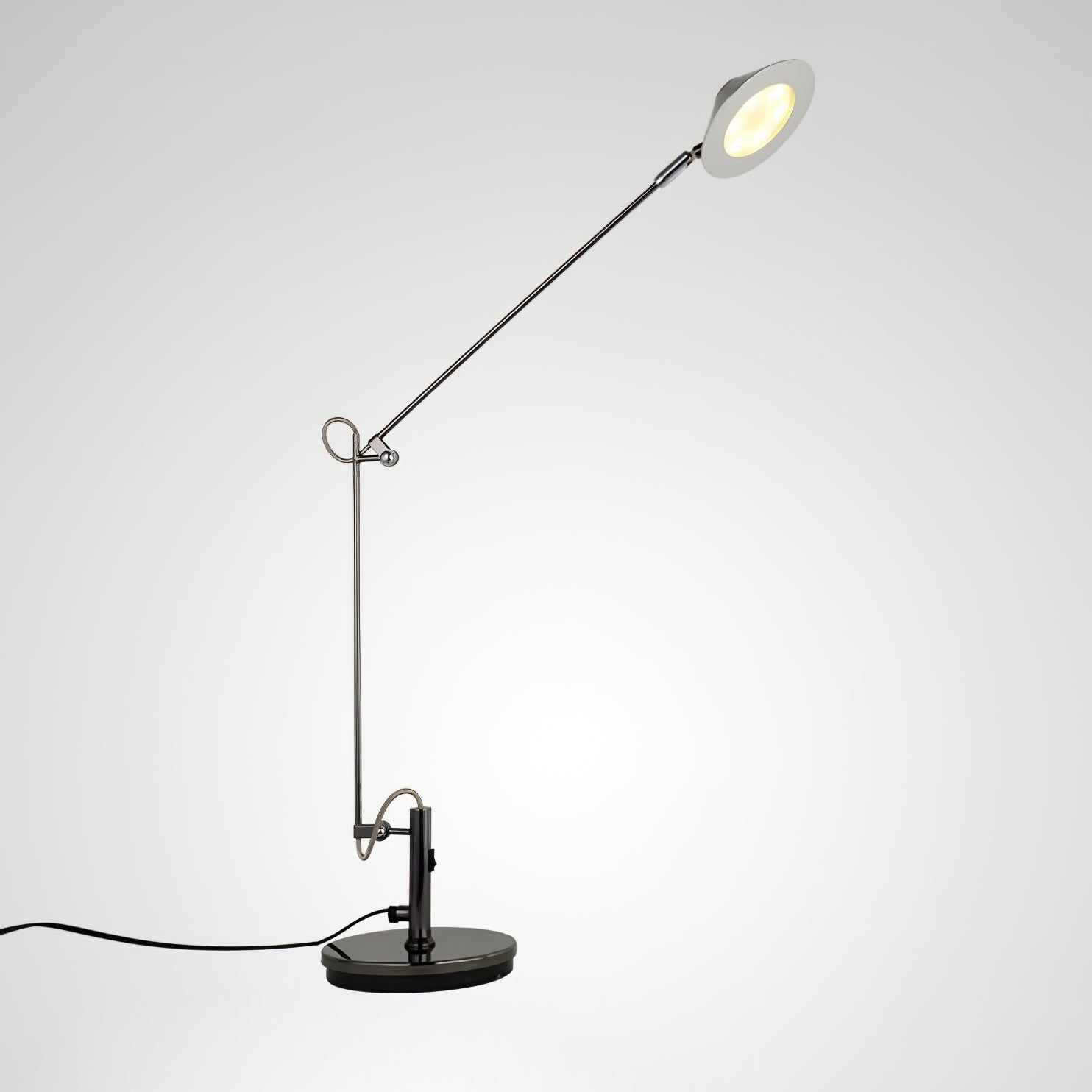 Arcusce Minimalistic Office Task Lamp - Letslighting