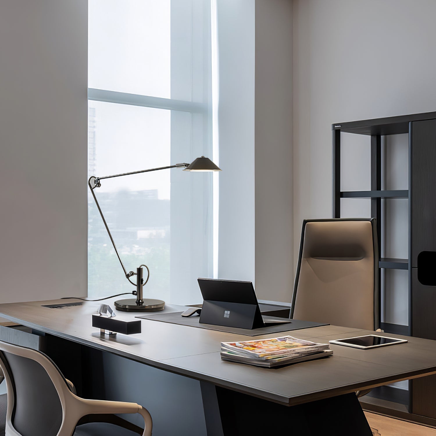 Arcusce Minimalistic Office Task Lamp - Letslighting