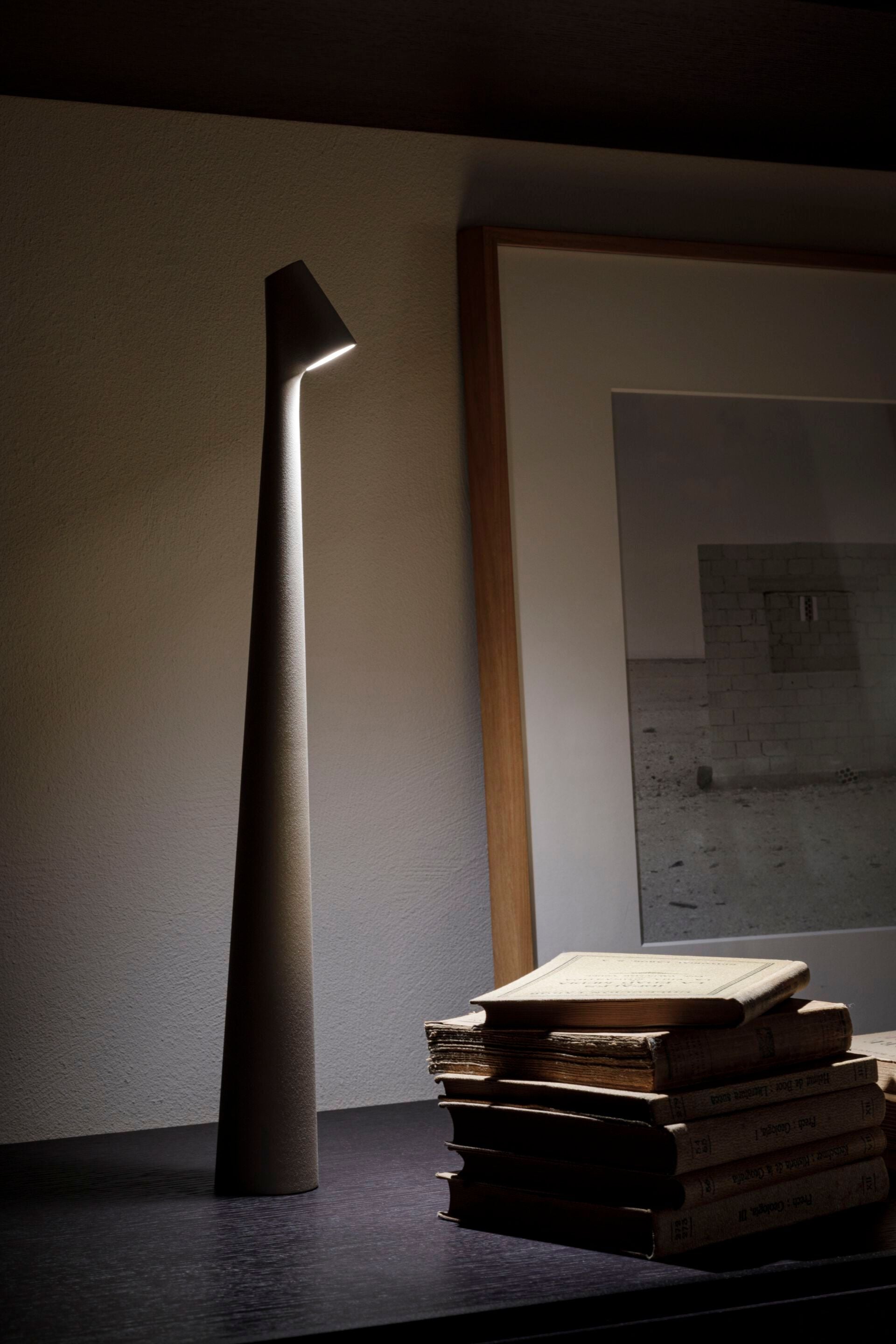 Orioic Acrylic Minimalist Table Lamp - Letslighting