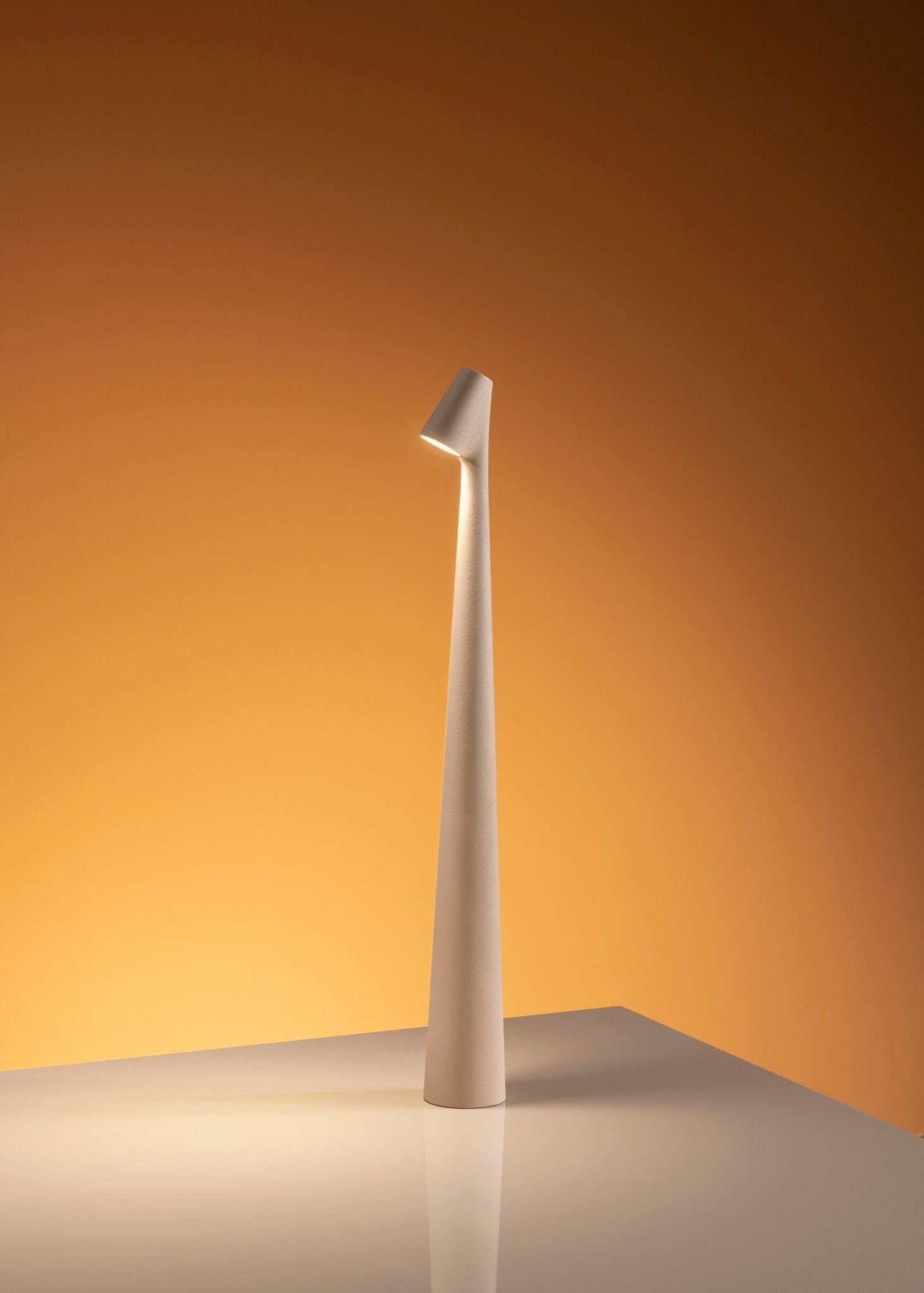 Imiril Sculptural Floor Lamp - Letslighting