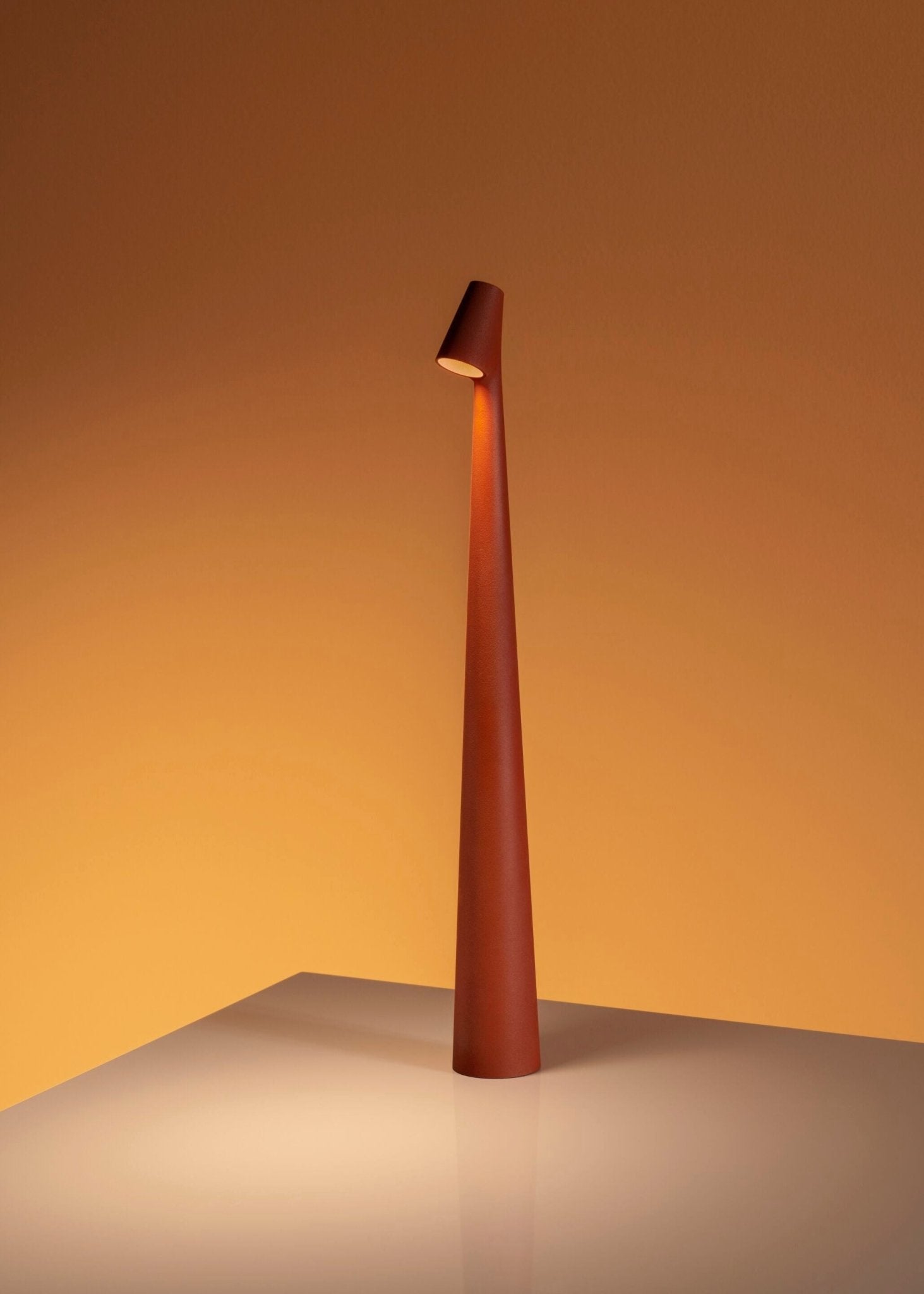 Imiril Sculptural Floor Lamp - Letslighting