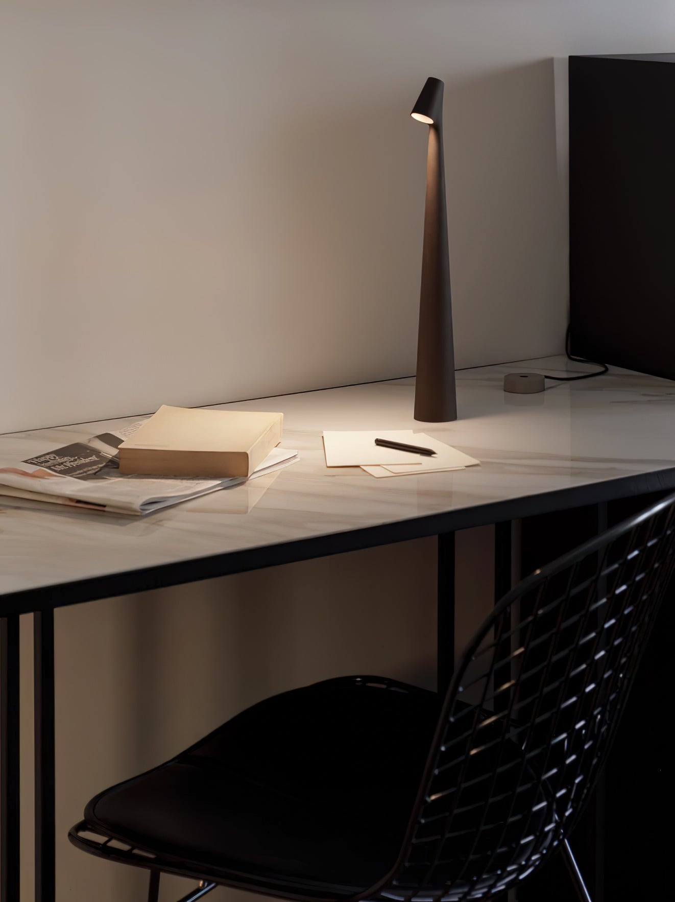 Orioic Acrylic Minimalist Table Lamp - Letslighting