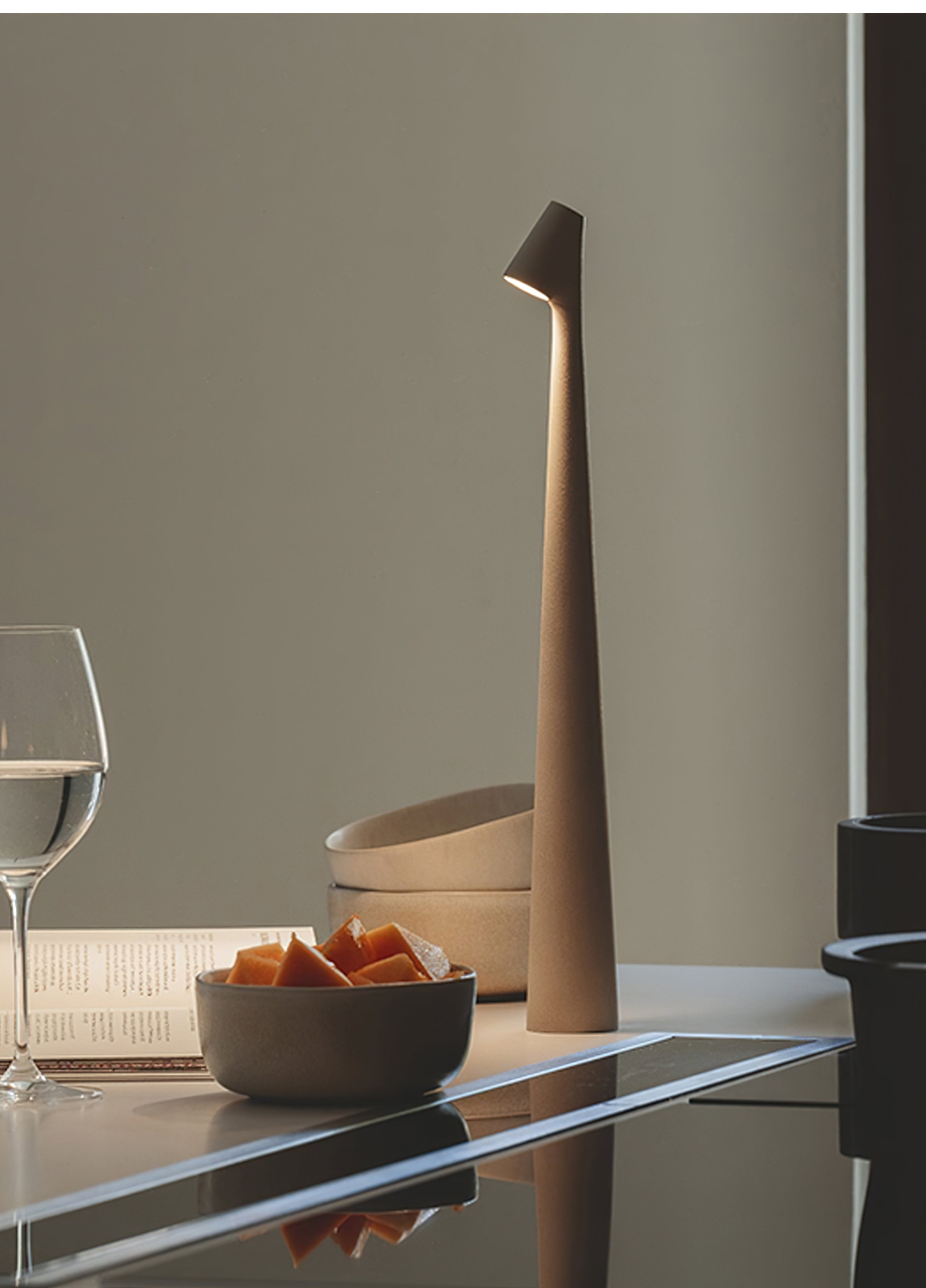 Orioic Acrylic Minimalist Table Lamp - Letslighting