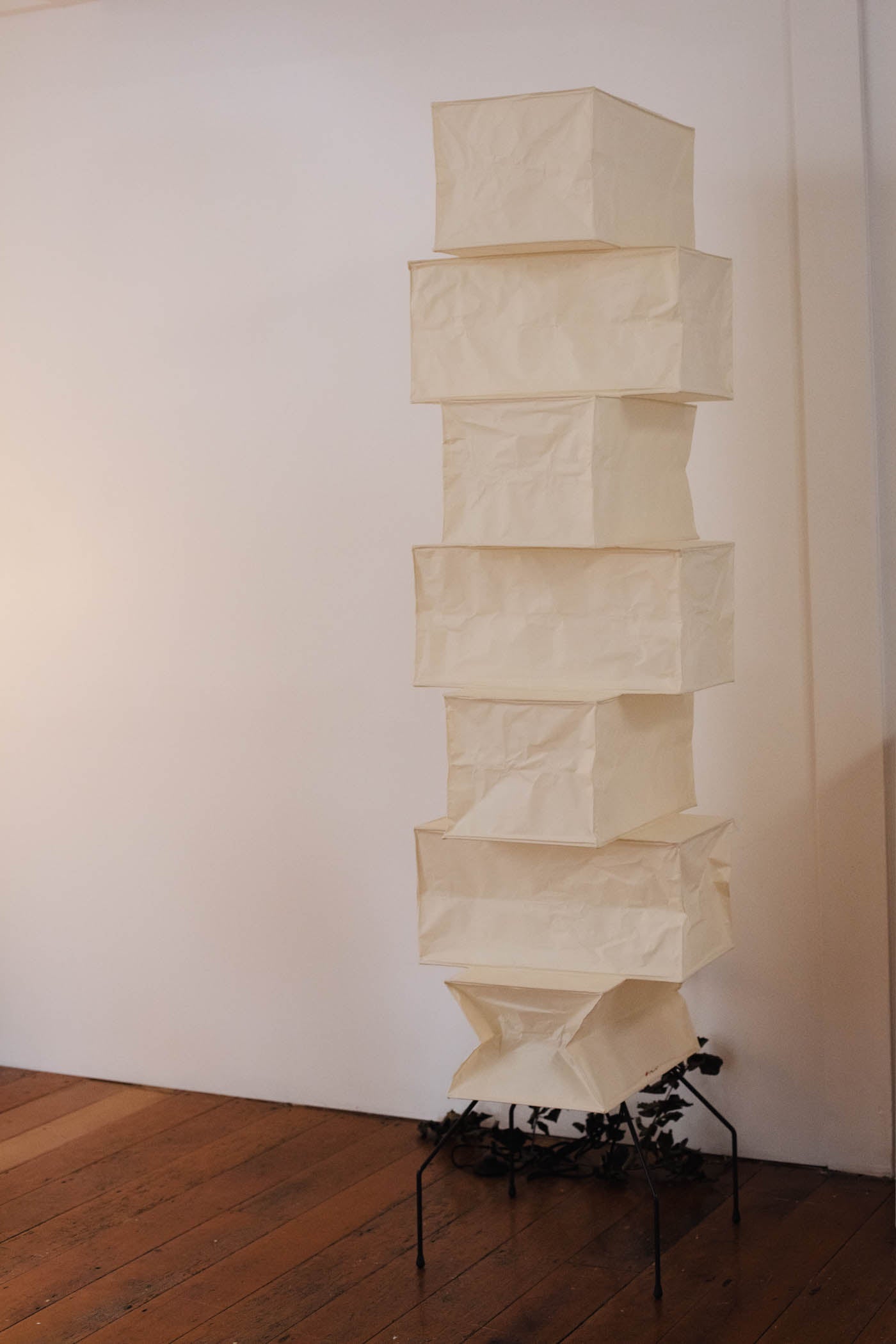 Avara Paper Floor Lamp - Letslighting