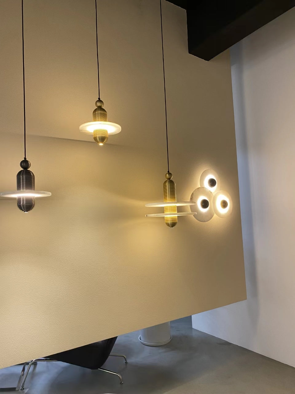 Ildvuvye Individual Creativity Comet Alabaster Pendant Light - Letslighting