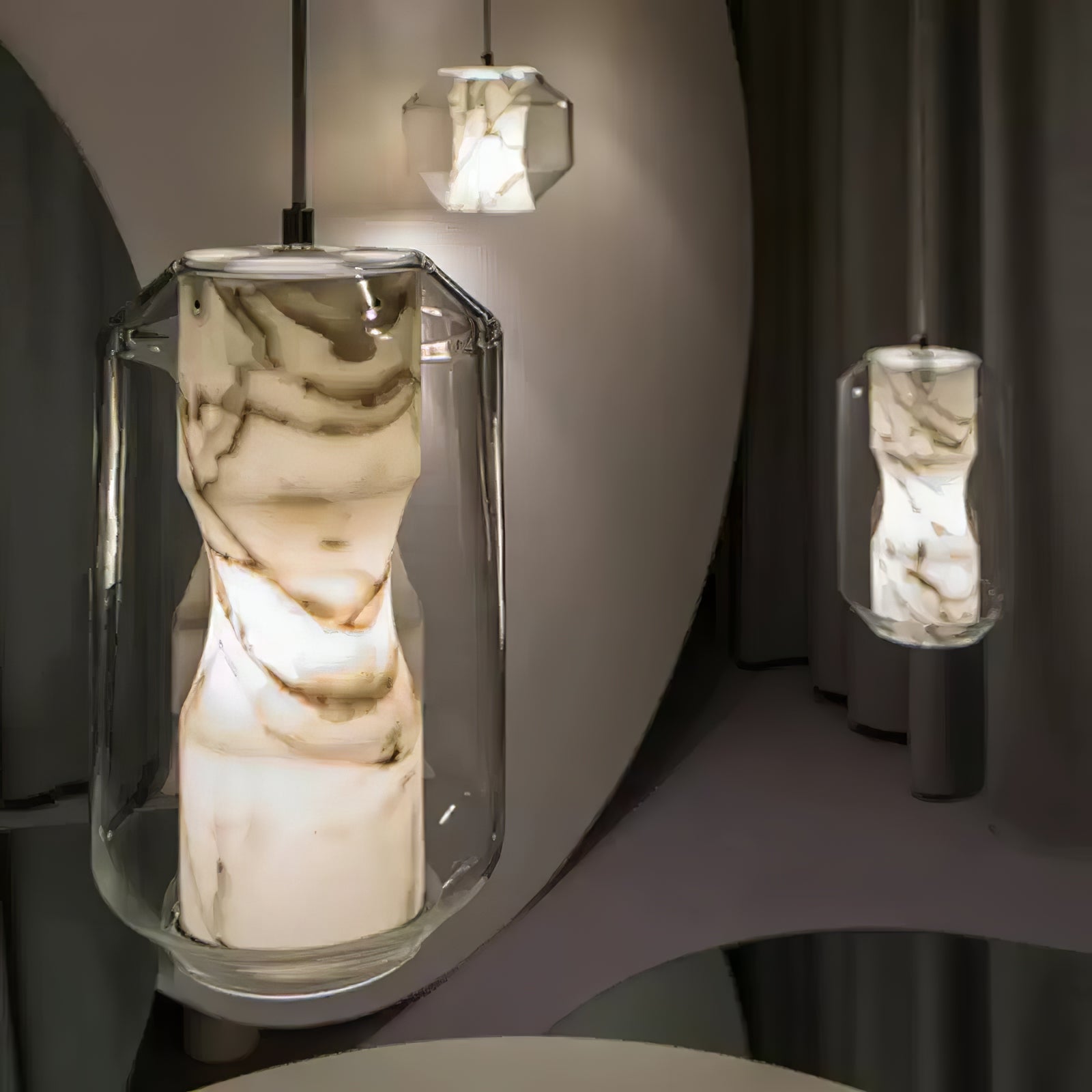 Elaris Alabaster Pendant Light