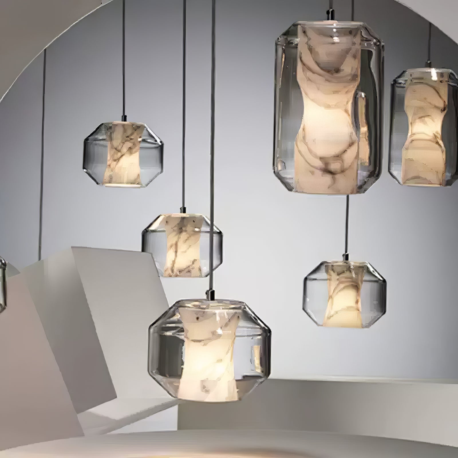 Elaris Alabaster Pendant Light