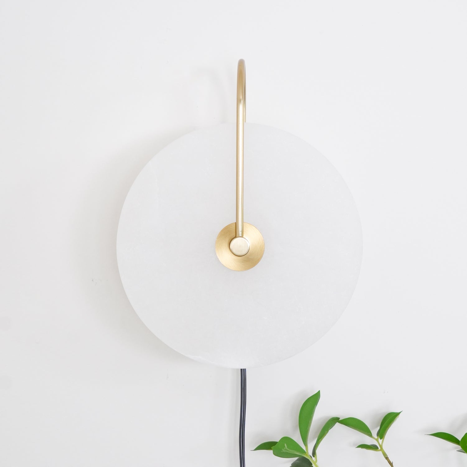 Ceraeyra Alabaster Globe Wall Light - Letslighting