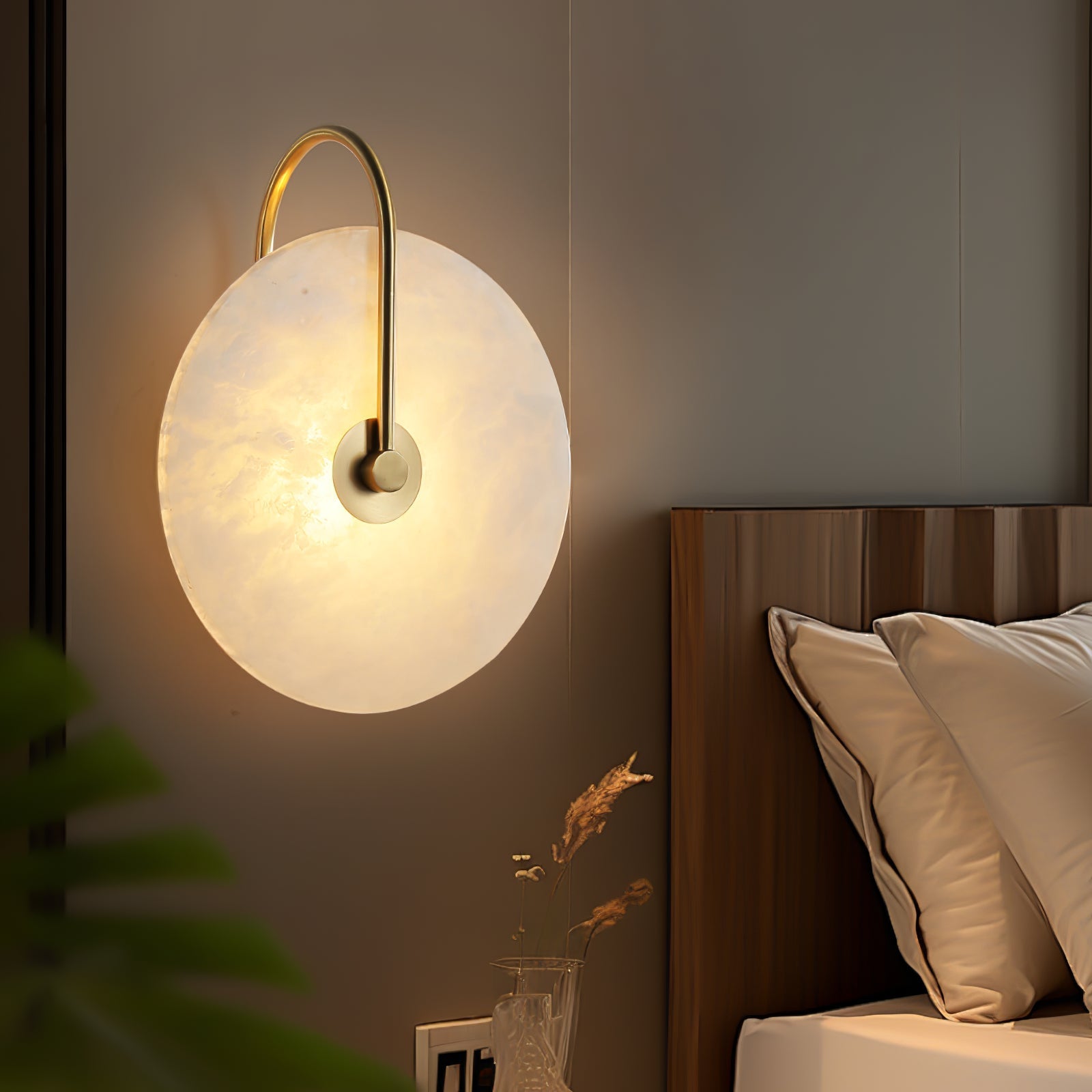Ceraeyra Alabaster Globe Wall Light - Letslighting