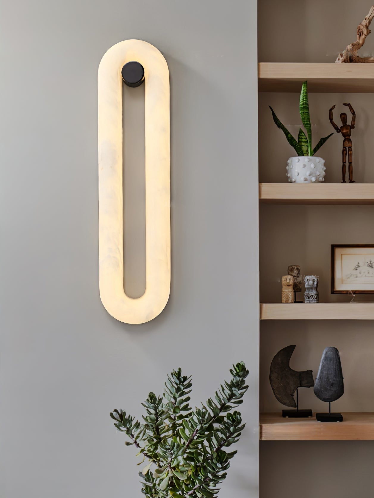 Aurea Modern Alabaster Wall Light