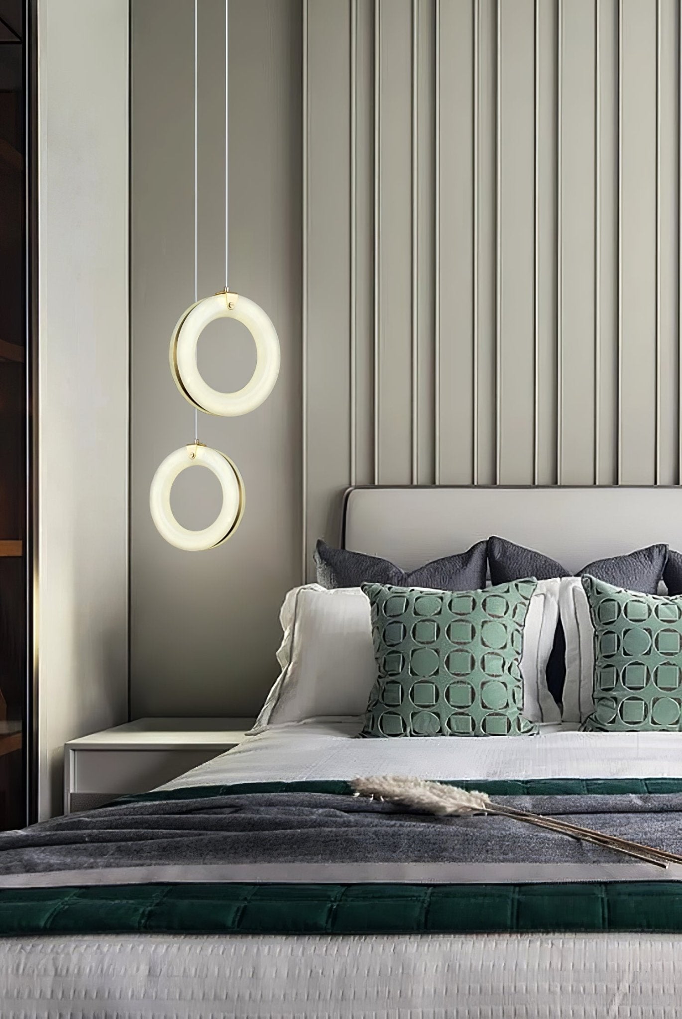 Alabaster Modern Metal Pendant Light