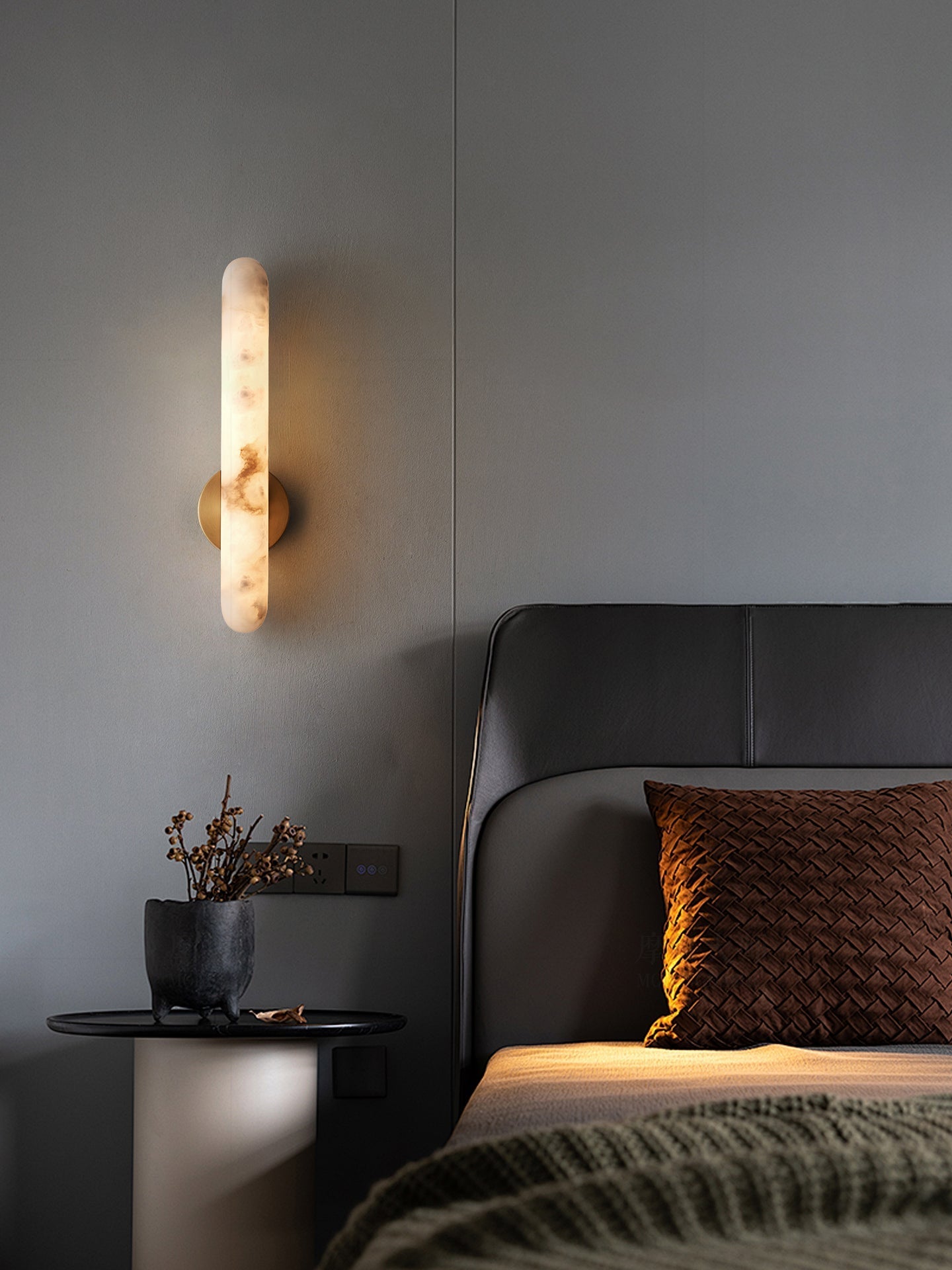 Rod Modern Alabaster & Brass Sconce