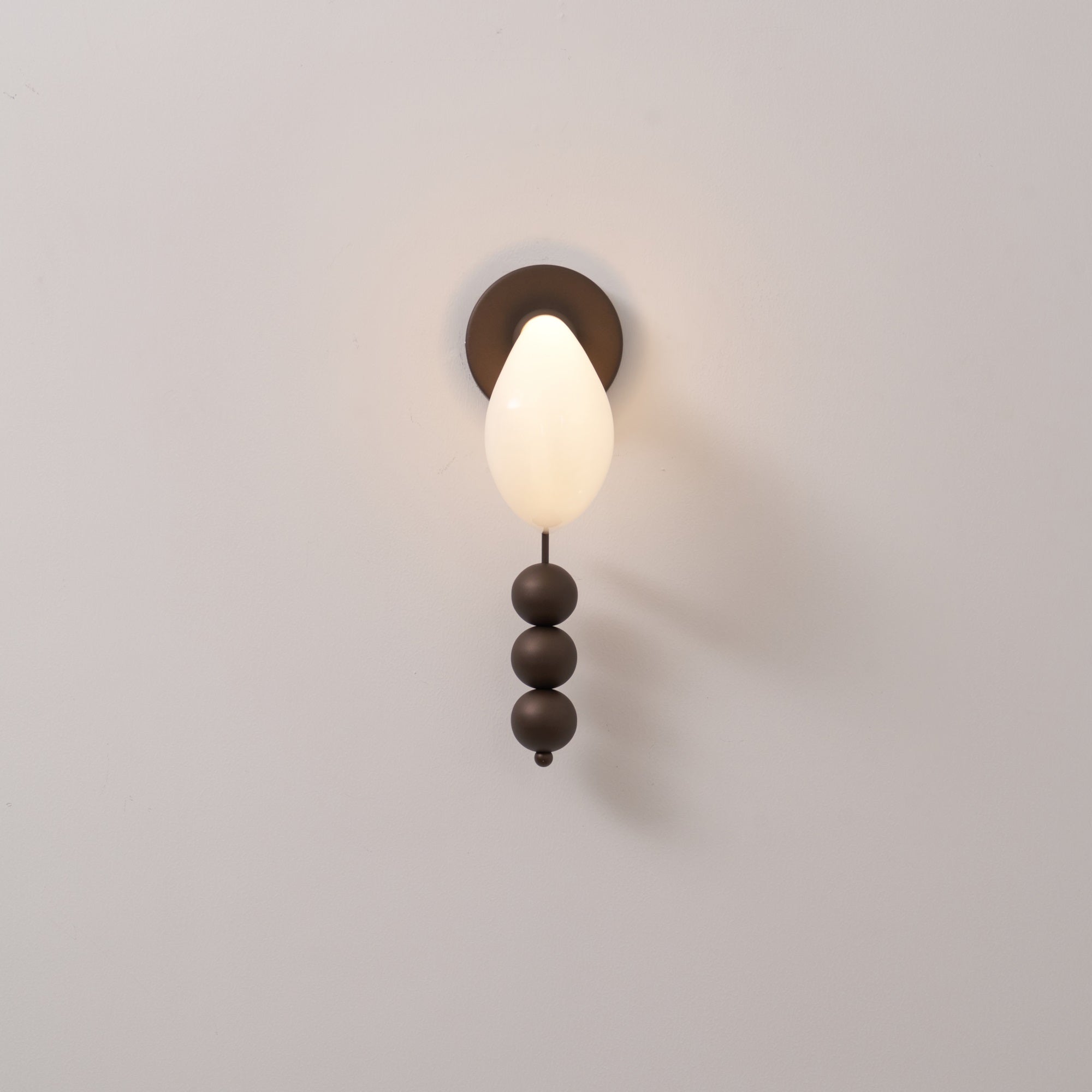 Viphaor Premium Elegance Art Glass Wall Light - Letslighting