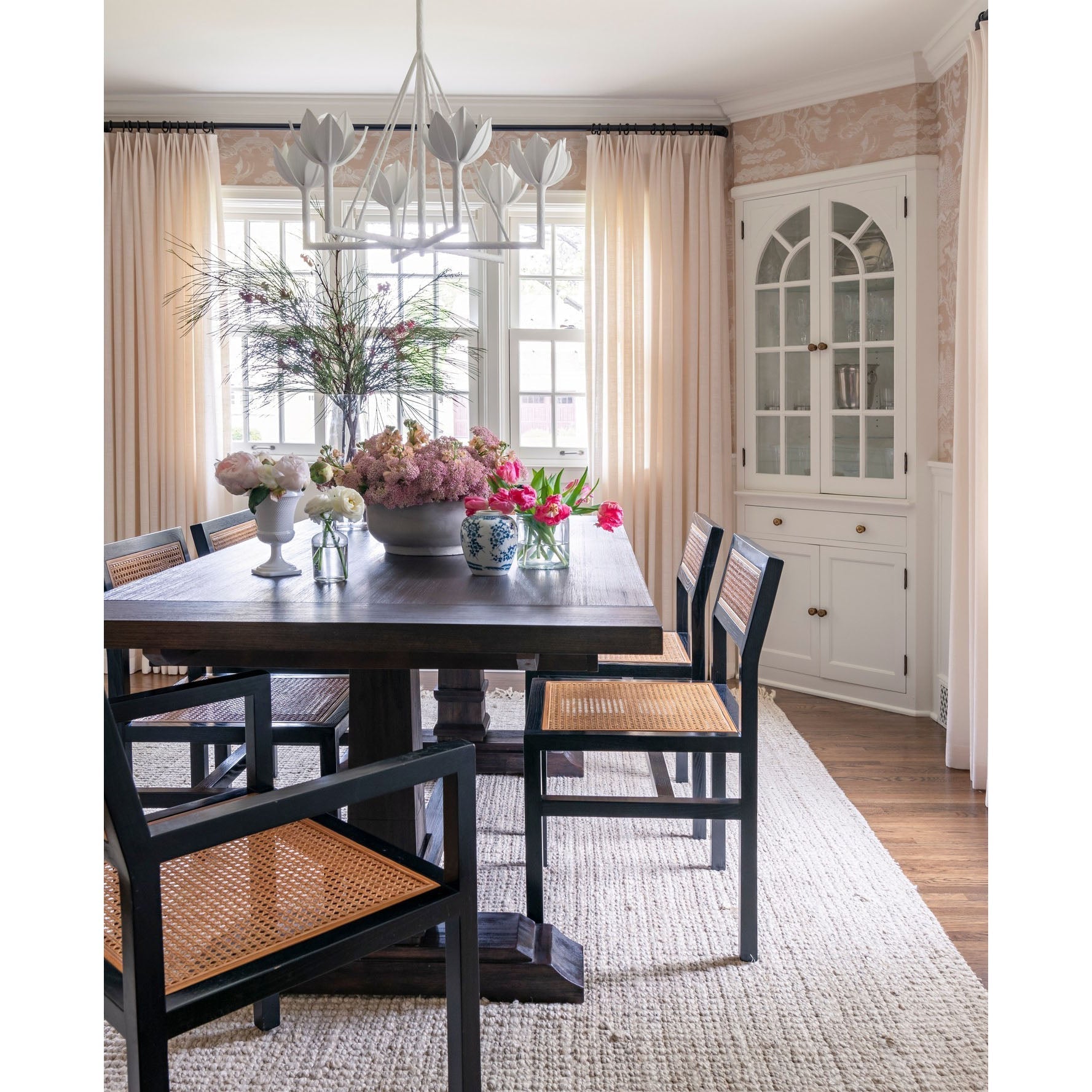 Alberto Modern Minimalist Floral Brass Chandelier - Letslighting